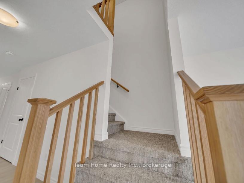 Photo 11 of 13 Becker Street, Stratford — HOMEH