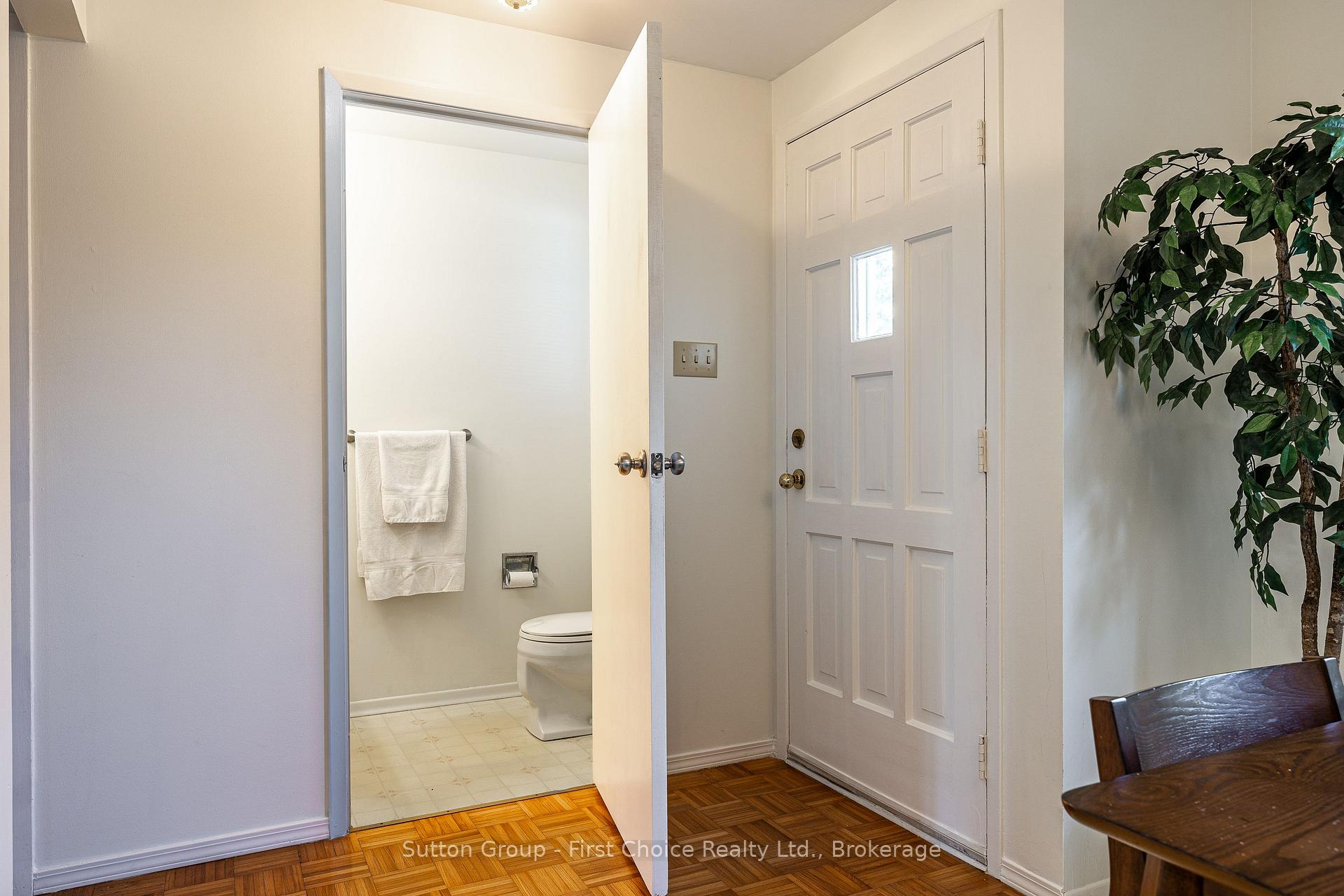 Photo 6 of 90 Patricia Road, Stratford — HOMEH