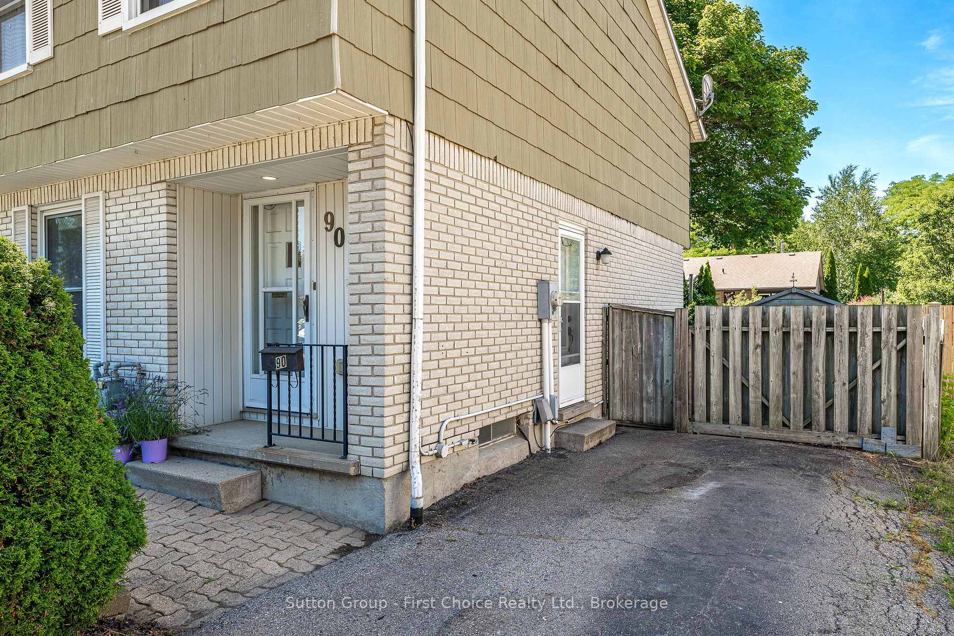 Photo 38 of 90 Patricia Road, Stratford — HOMEH
