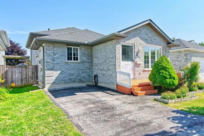 Photo 1 of 402 Chestnut Street, St. Thomas — HOMEH