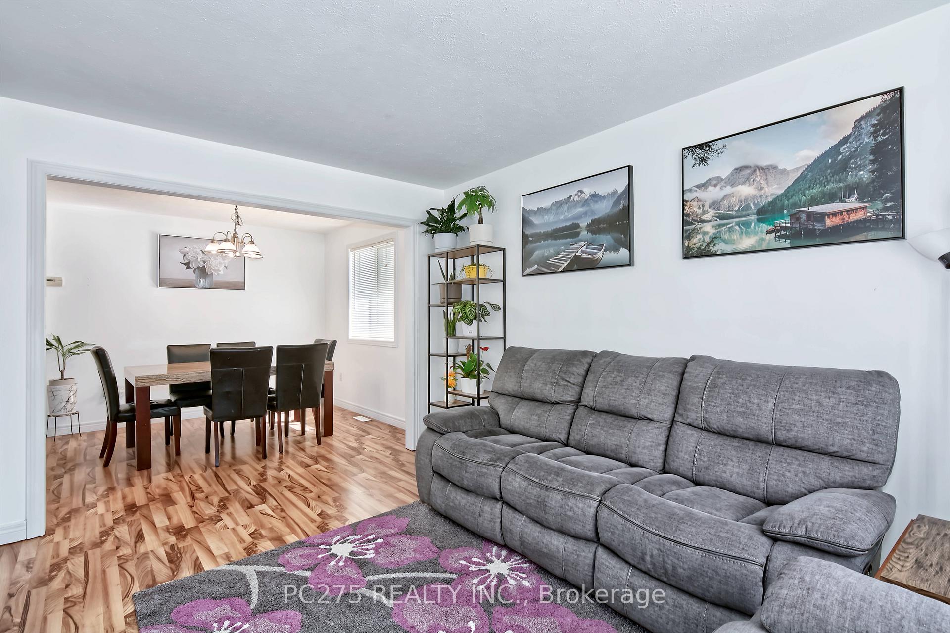 Photo 8 of 402 Chestnut Street, St. Thomas — HOMEH