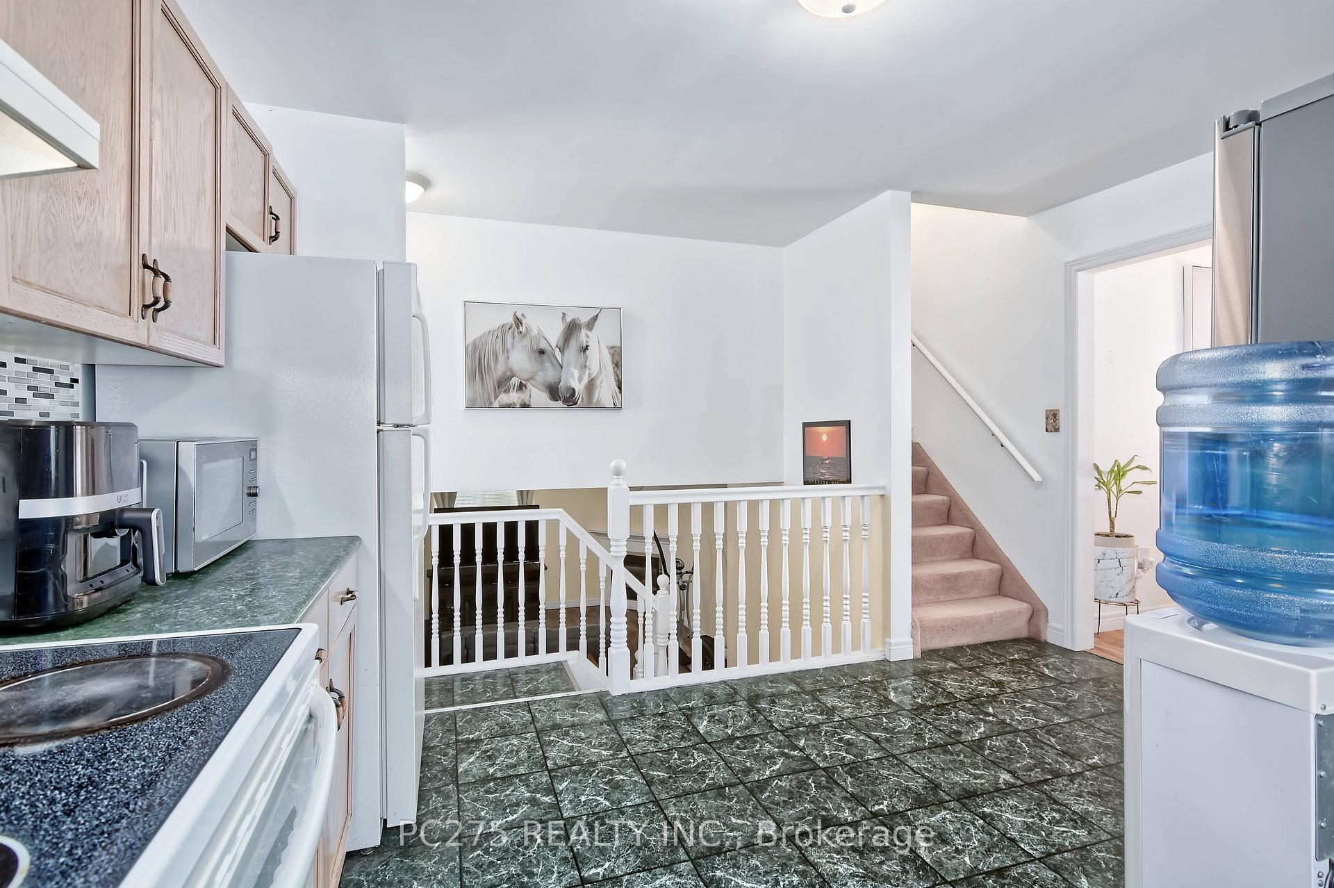 Photo 13 of 402 Chestnut Street, St. Thomas — HOMEH