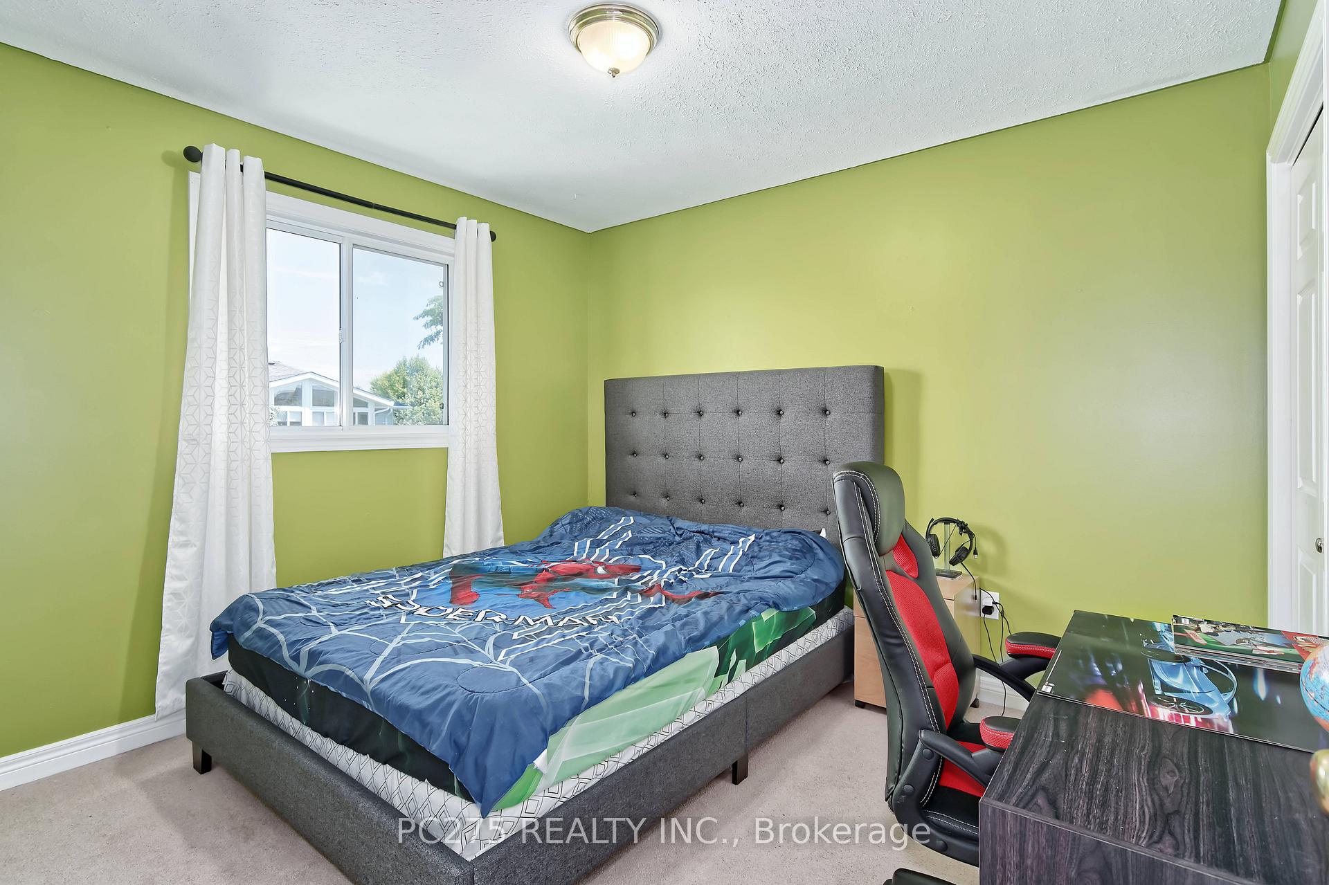 Photo 23 of 402 Chestnut Street, St. Thomas — HOMEH
