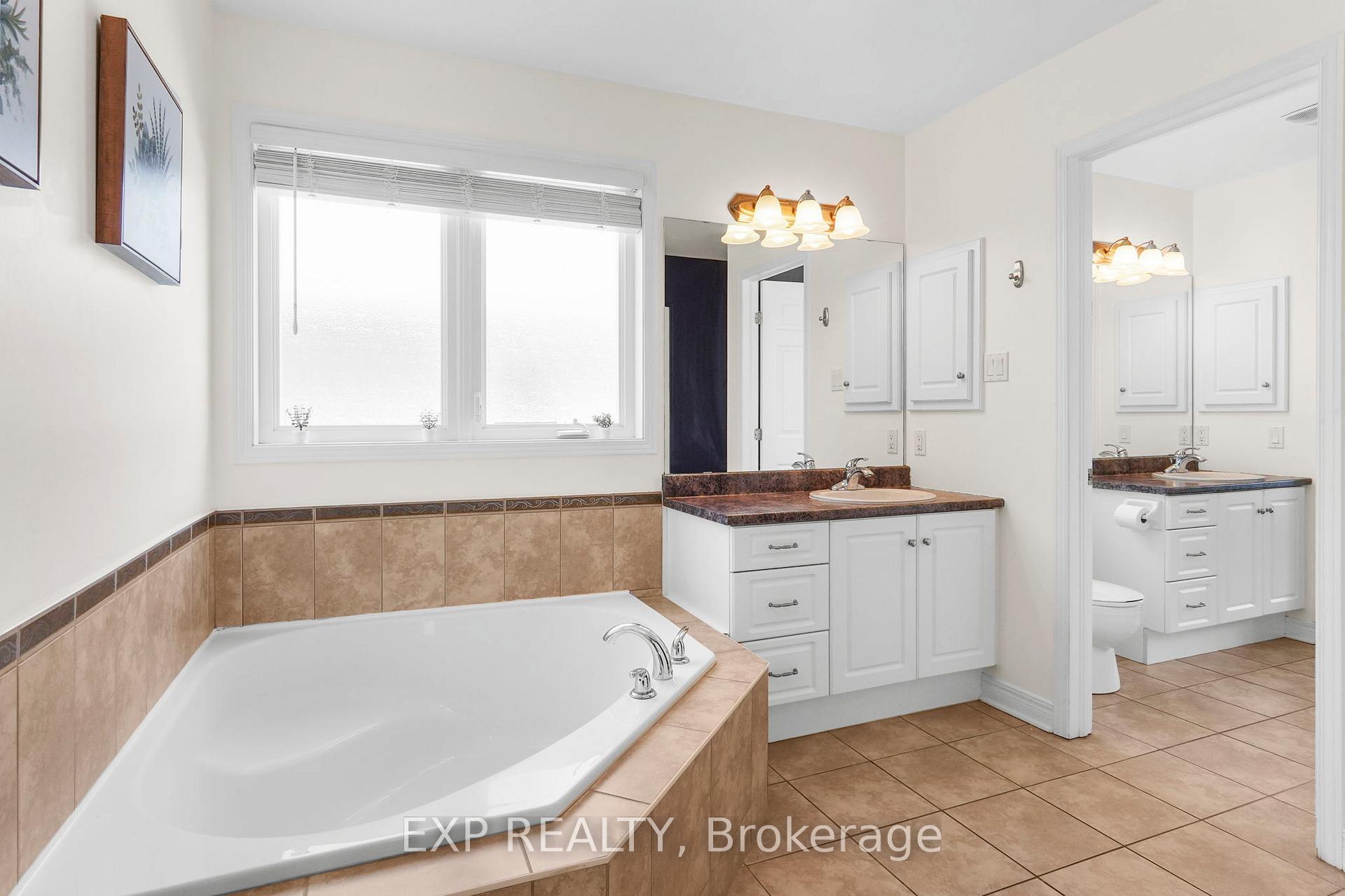 Photo 18 of 114 Echowoods Avenue, Ottawa, Stittsville (North) — HOMEH