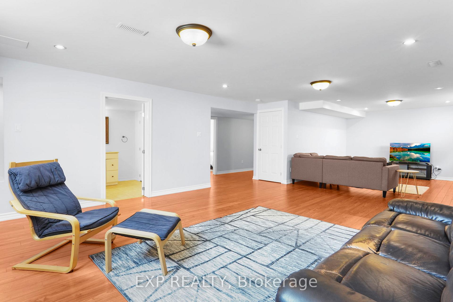 Photo 22 of 114 Echowoods Avenue, Ottawa, Stittsville (North) — HOMEH