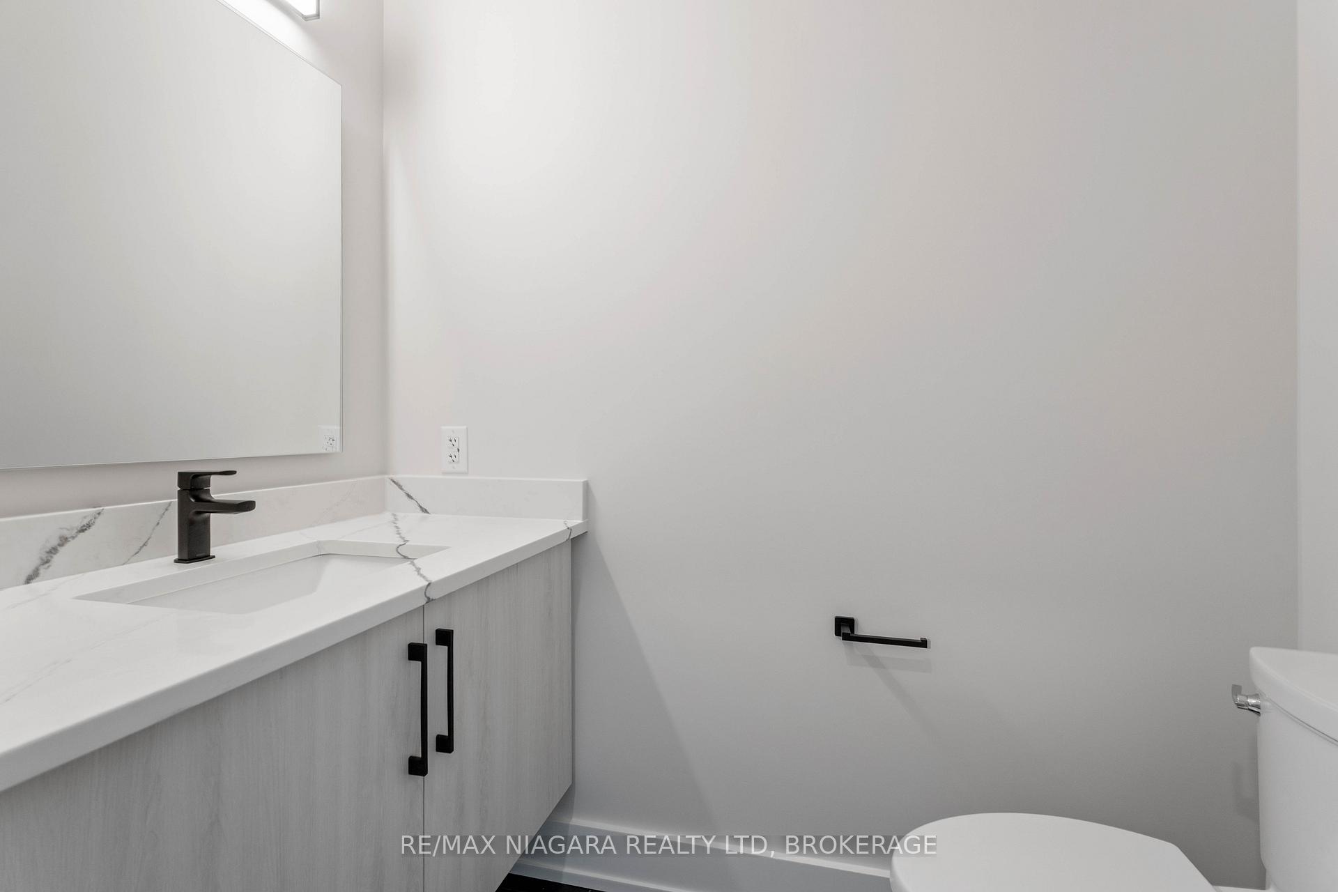 Photo 3 of Unit A, 35 Buchanan Road, St. Catharines, Carlton/Bunting — HOMEH