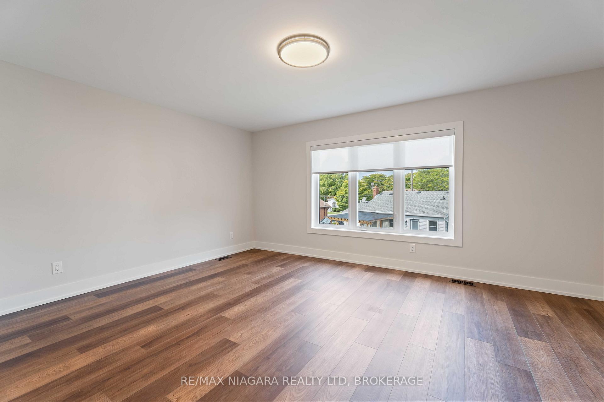 Photo 17 of Unit A, 35 Buchanan Road, St. Catharines, Carlton/Bunting — HOMEH