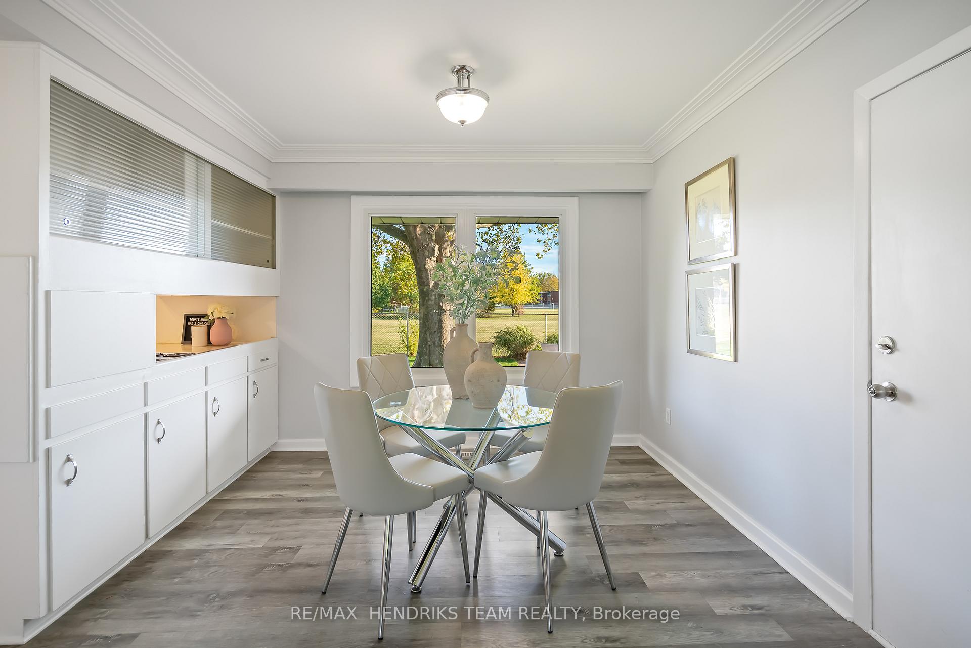 Photo 9 of 30 Bessborough Drive, St. Catharines, Bunting/Linwell — HOMEH