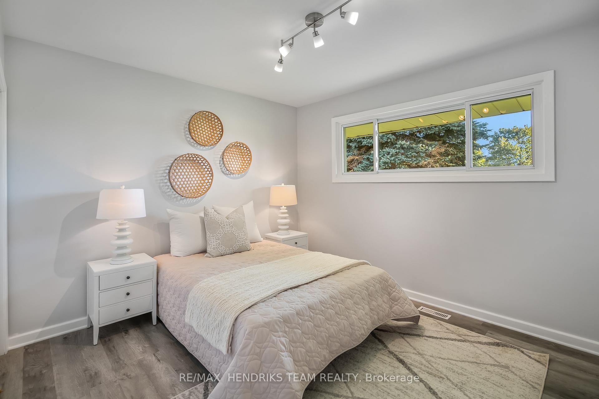 Photo 14 of 30 Bessborough Drive, St. Catharines, Bunting/Linwell — HOMEH