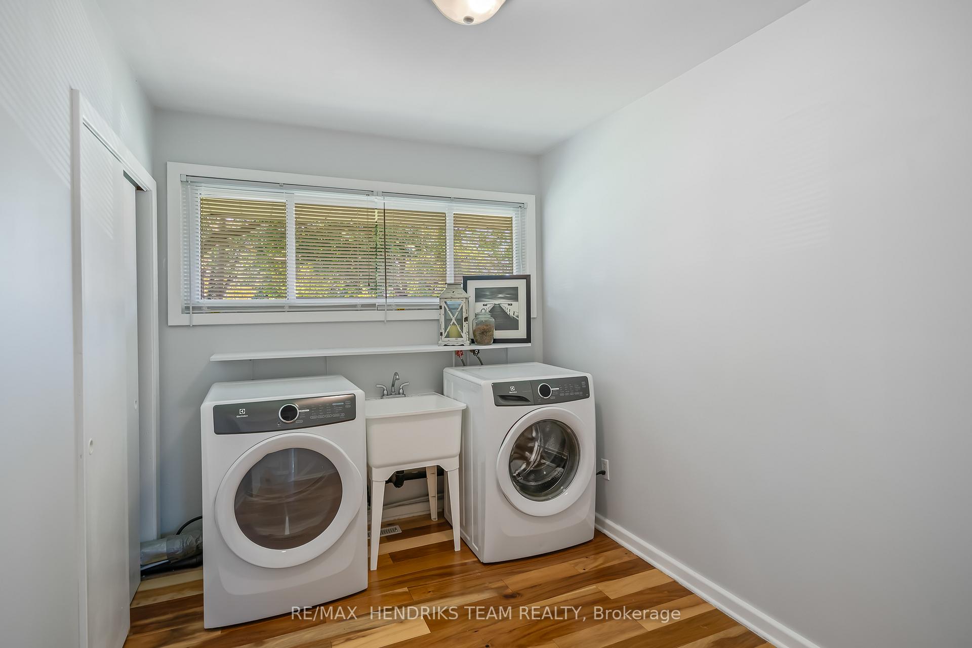 Photo 15 of 30 Bessborough Drive, St. Catharines, Bunting/Linwell — HOMEH
