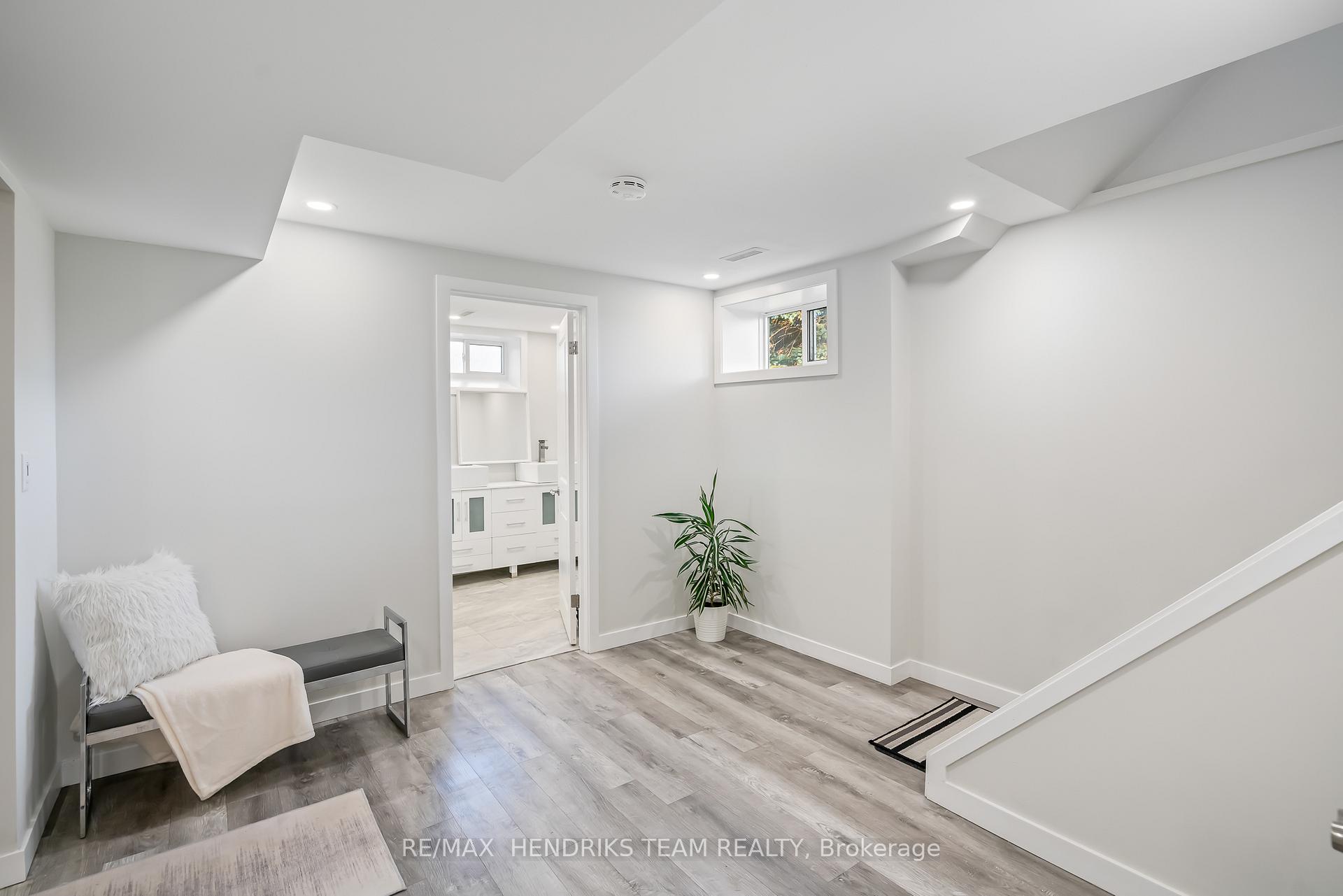 Photo 20 of 30 Bessborough Drive, St. Catharines, Bunting/Linwell — HOMEH