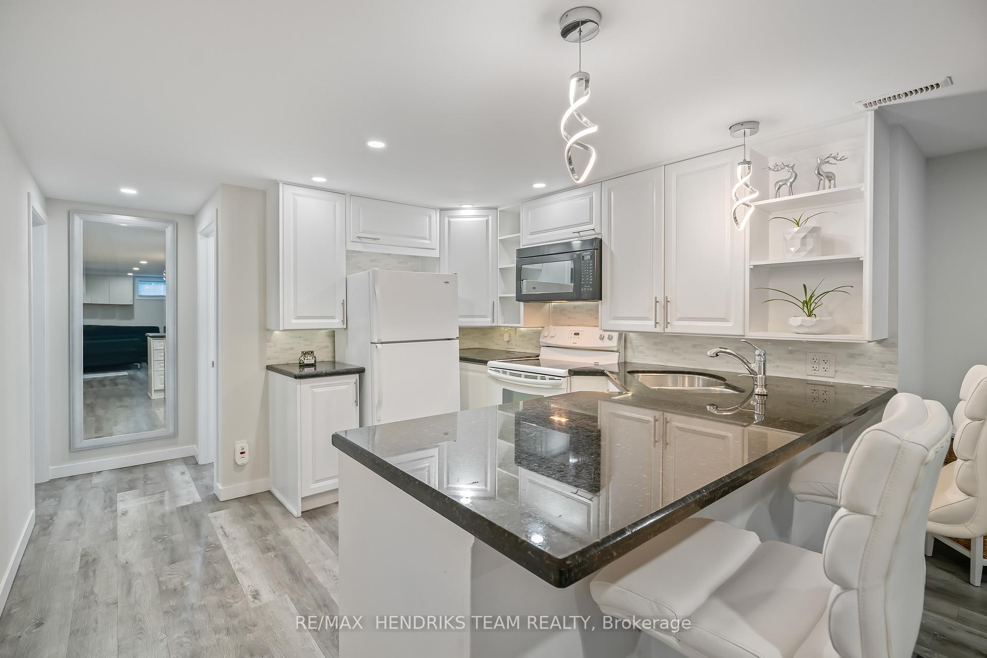 Photo 23 of 30 Bessborough Drive, St. Catharines, Bunting/Linwell — HOMEH