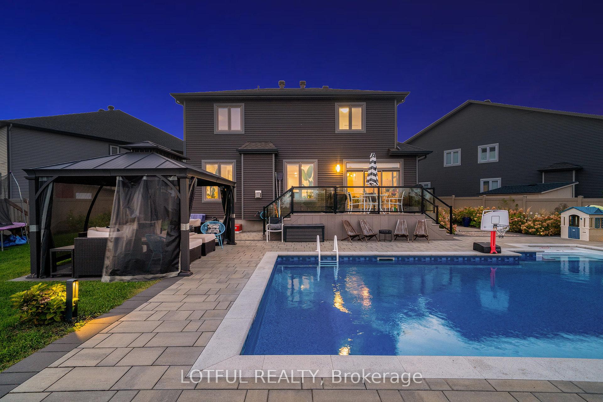Photo 32 of 71 Aridus Crescent, Ottawa, Remainder of Stittsville & Area — HOMEH
