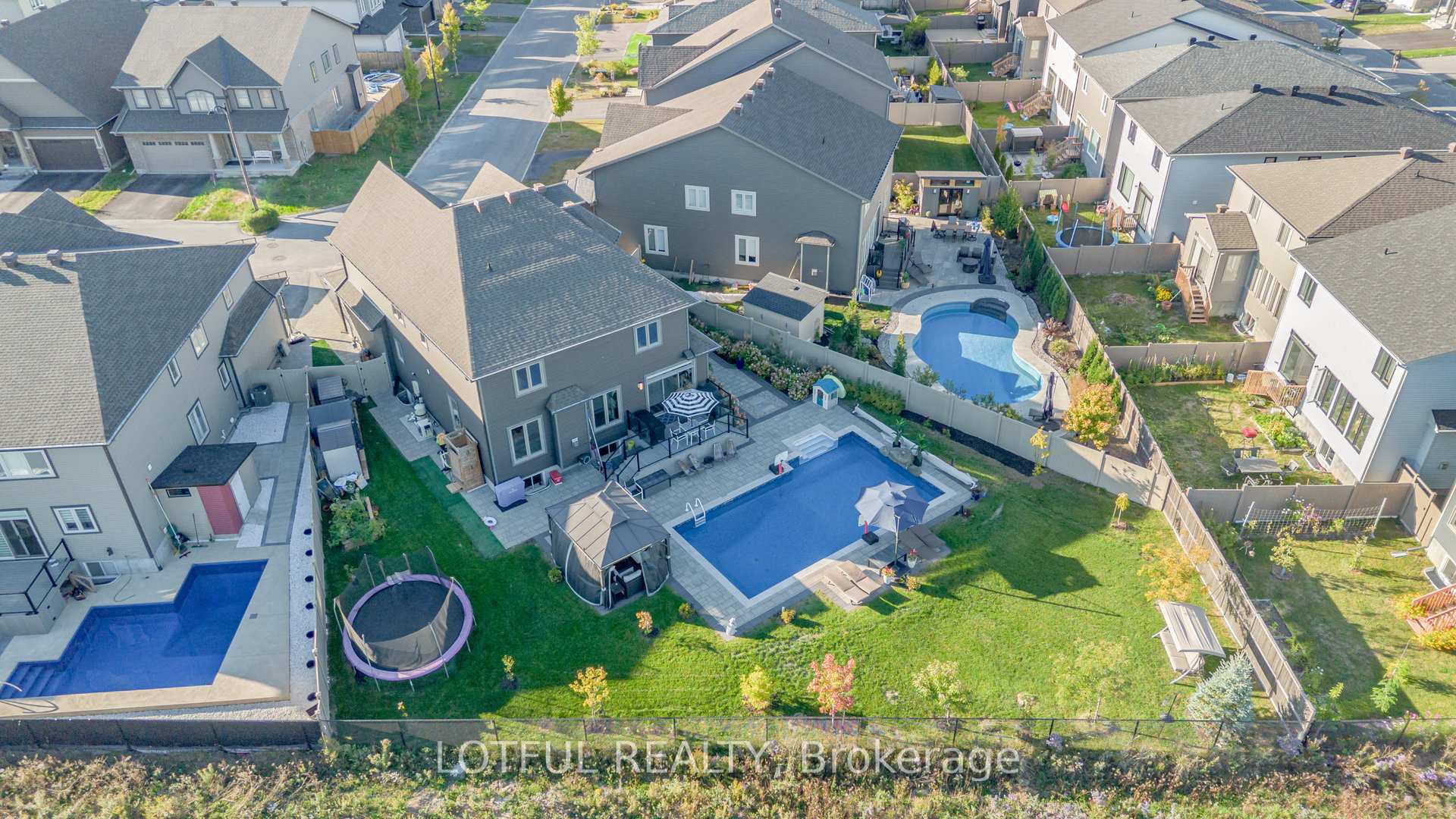 Photo 35 of 71 Aridus Crescent, Ottawa, Remainder of Stittsville & Area — HOMEH