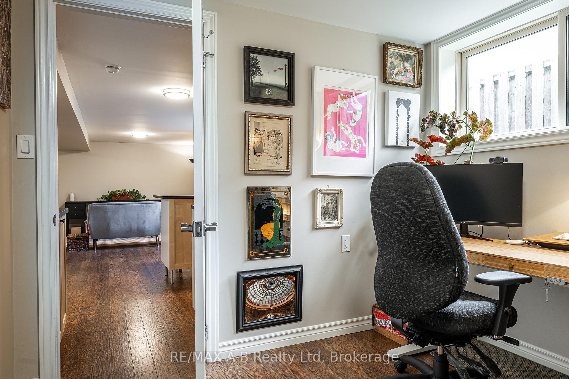 Photo 39 of 146 John Street S, Stratford — HOMEH