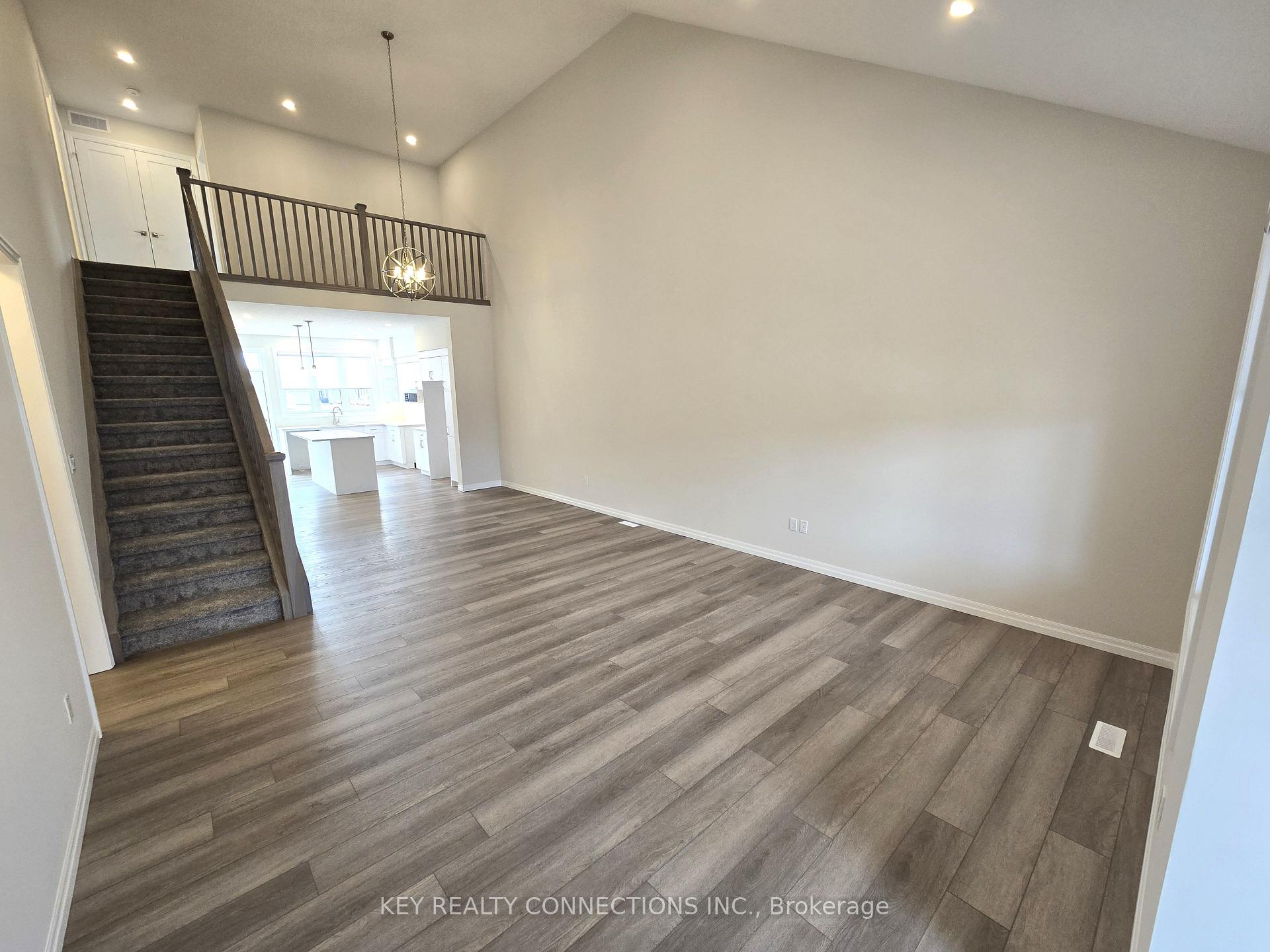 Photo 7 of 48 Dunning Way, St. Thomas — HOMEH