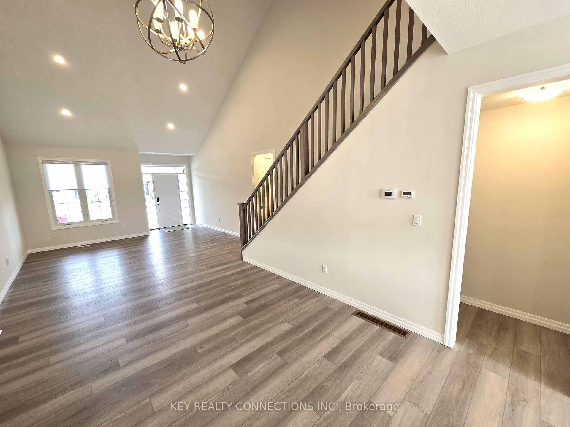 Photo 8 of 48 Dunning Way, St. Thomas — HOMEH