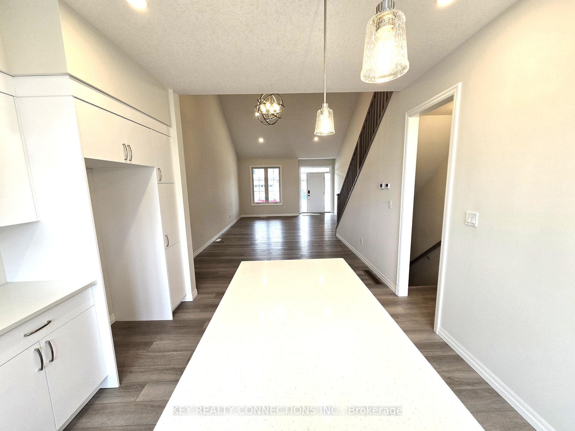 Photo 14 of 48 Dunning Way, St. Thomas — HOMEH
