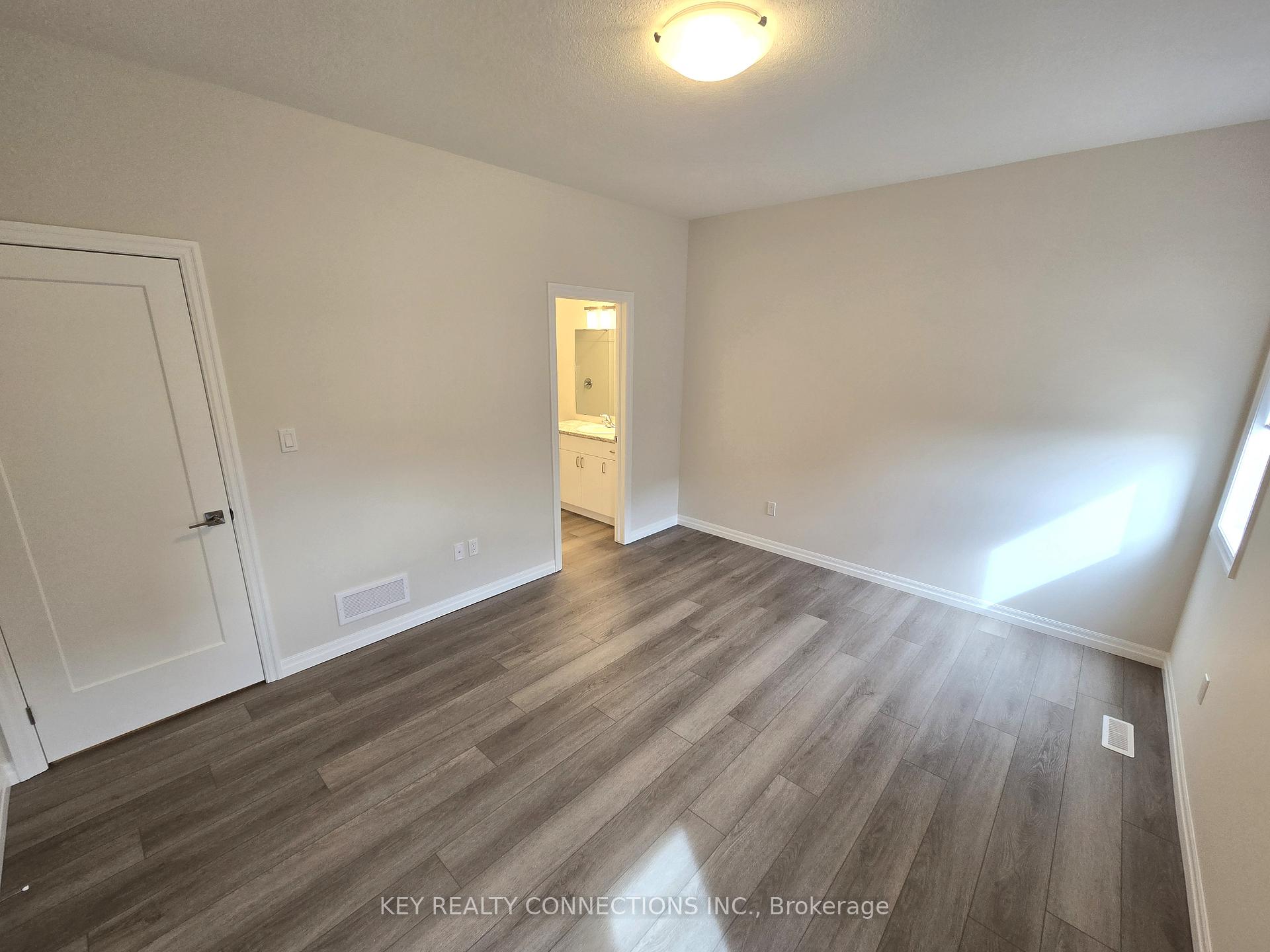 Photo 15 of 48 Dunning Way, St. Thomas — HOMEH