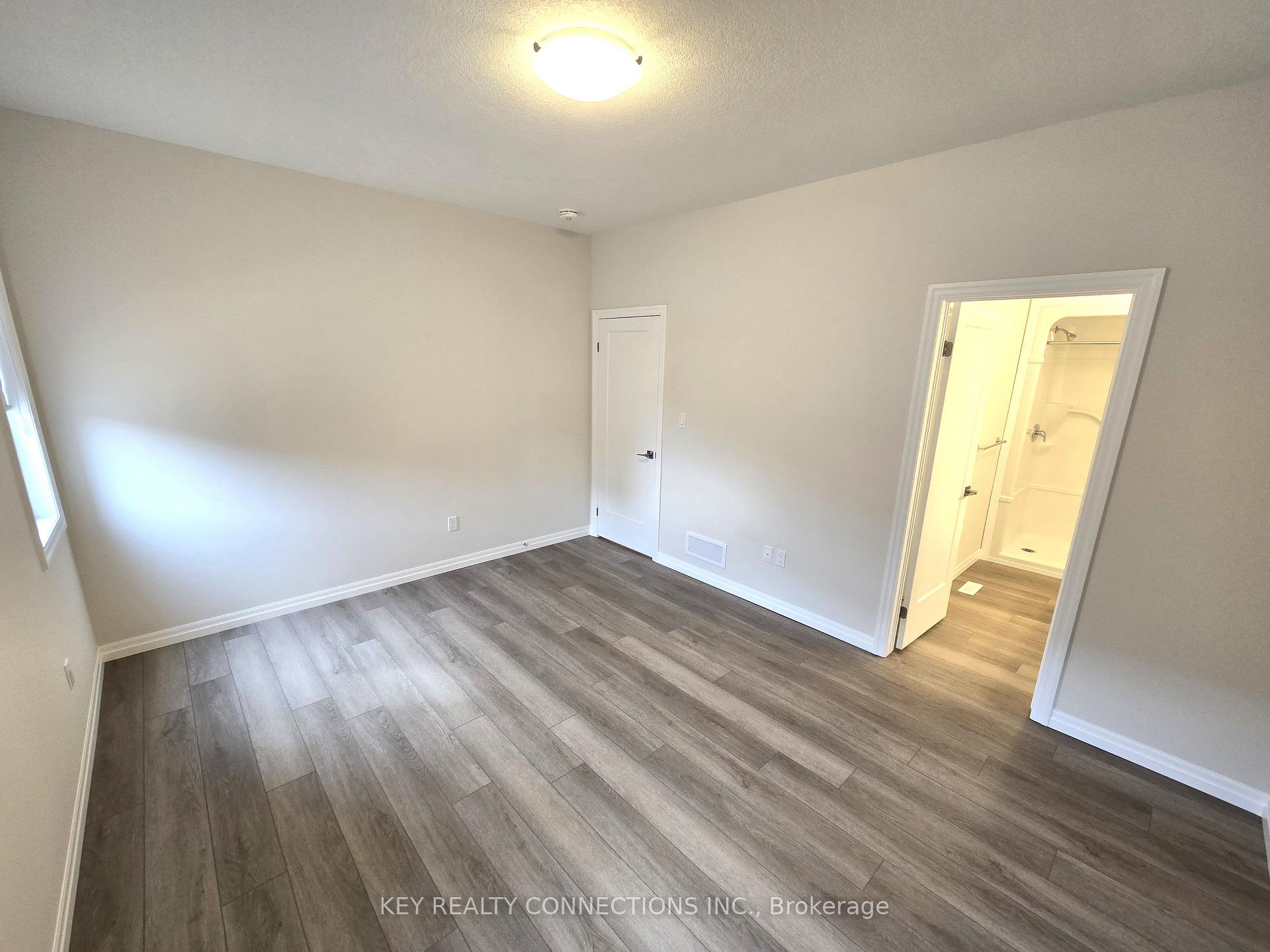 Photo 16 of 48 Dunning Way, St. Thomas — HOMEH