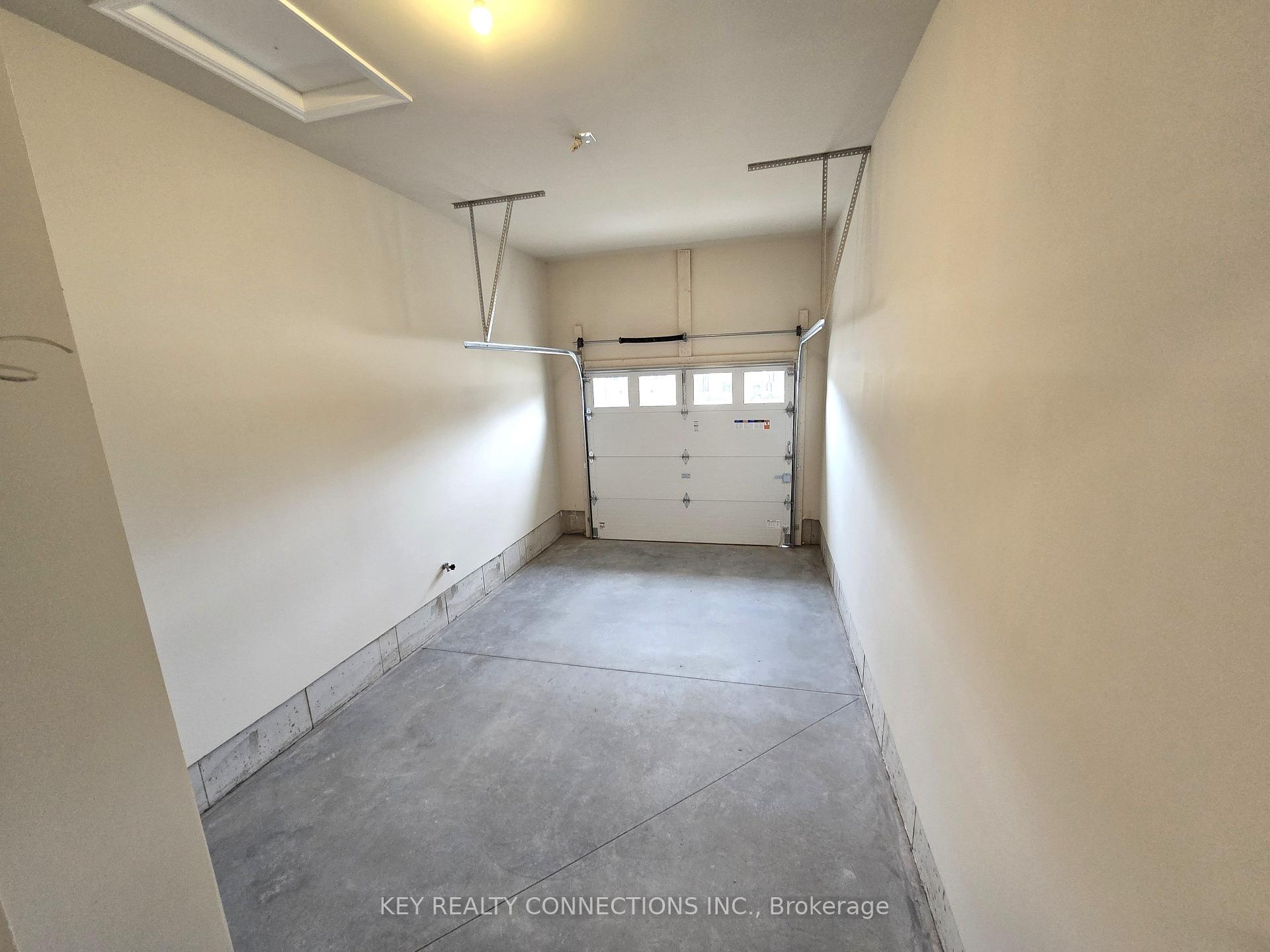 Photo 20 of 48 Dunning Way, St. Thomas — HOMEH