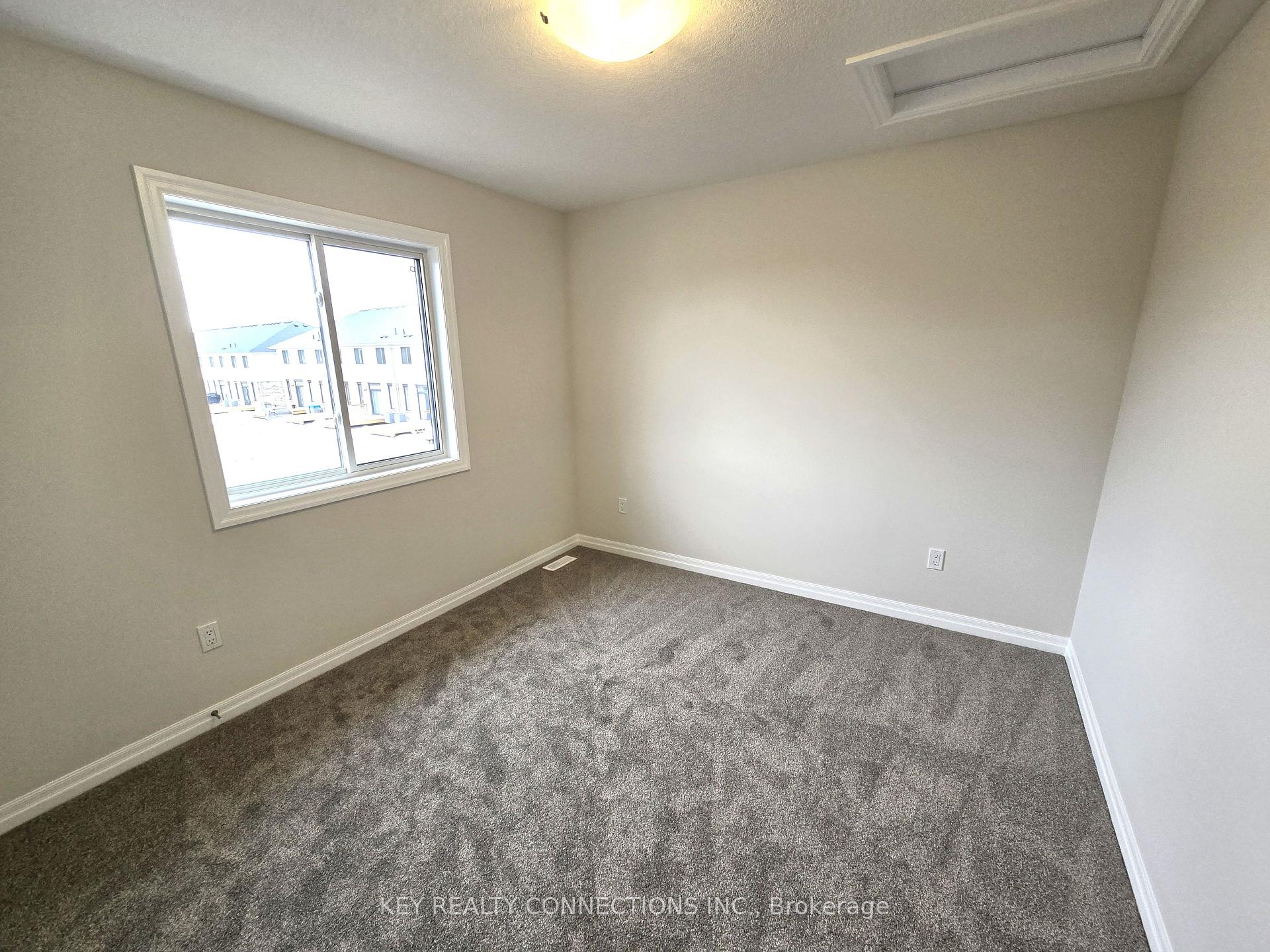 Photo 26 of 48 Dunning Way, St. Thomas — HOMEH