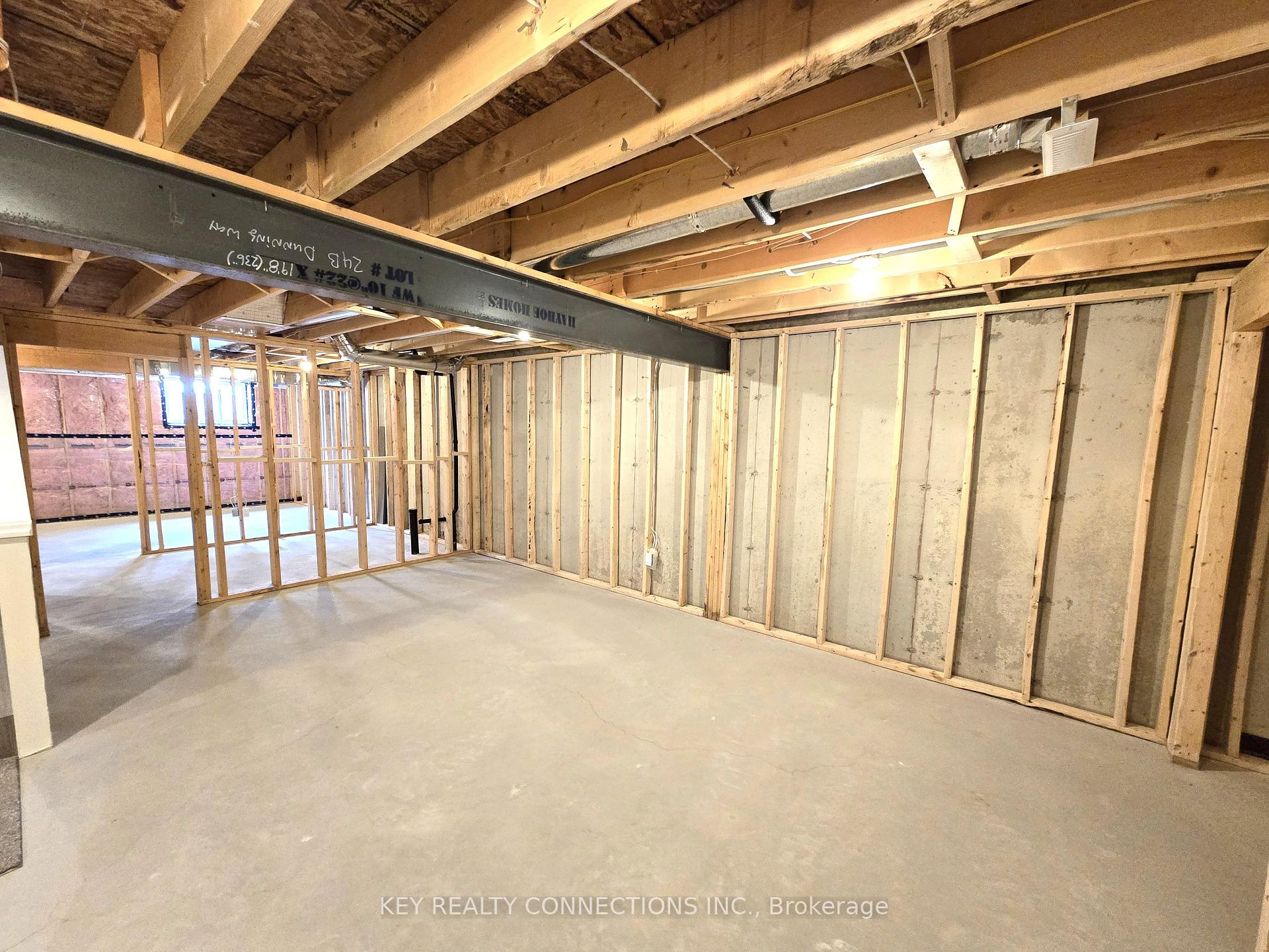 Photo 32 of 48 Dunning Way, St. Thomas — HOMEH