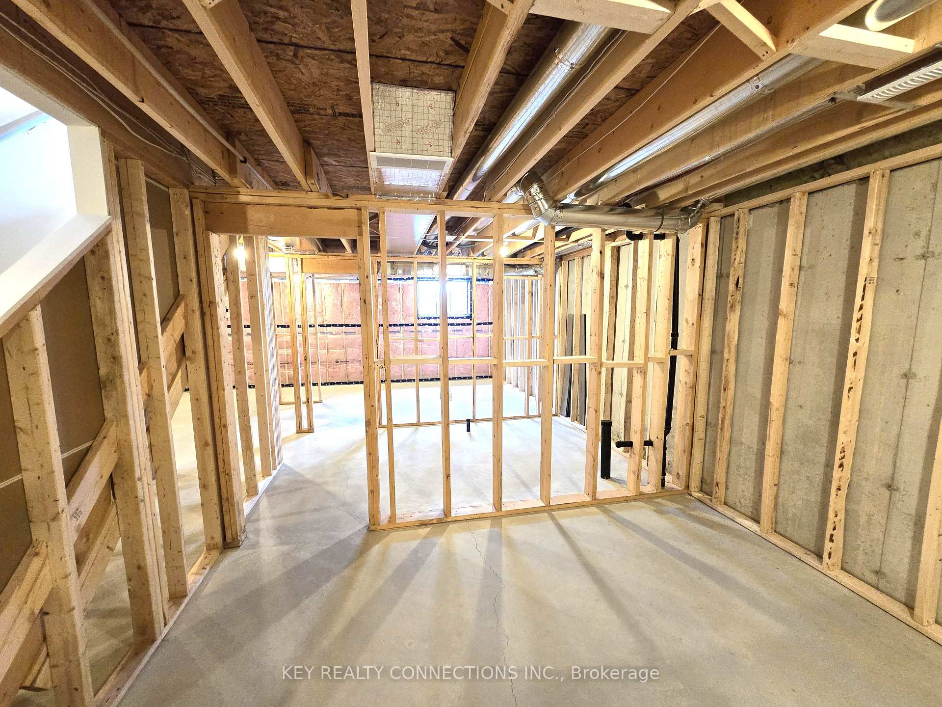 Photo 33 of 48 Dunning Way, St. Thomas — HOMEH