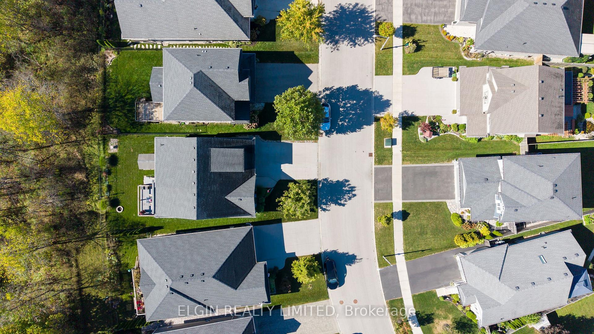 Photo 3 of 8 Deerfield Court, St. Thomas — HOMEH