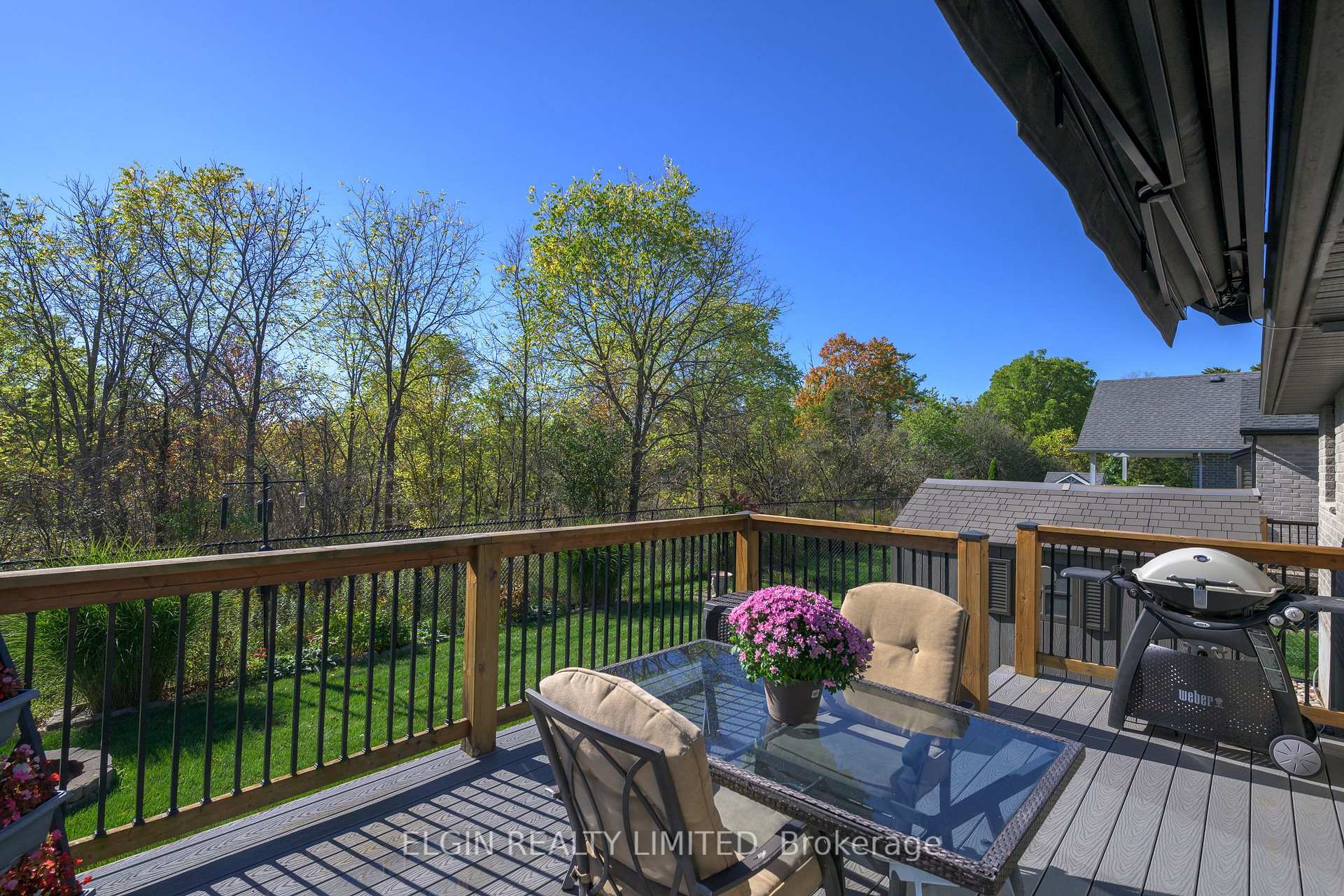 Photo 7 of 8 Deerfield Court, St. Thomas — HOMEH
