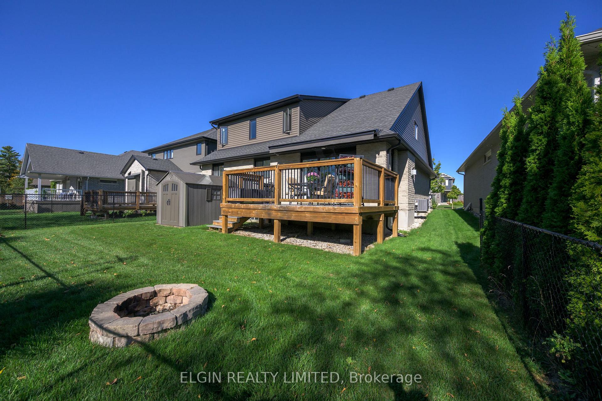 Photo 9 of 8 Deerfield Court, St. Thomas — HOMEH