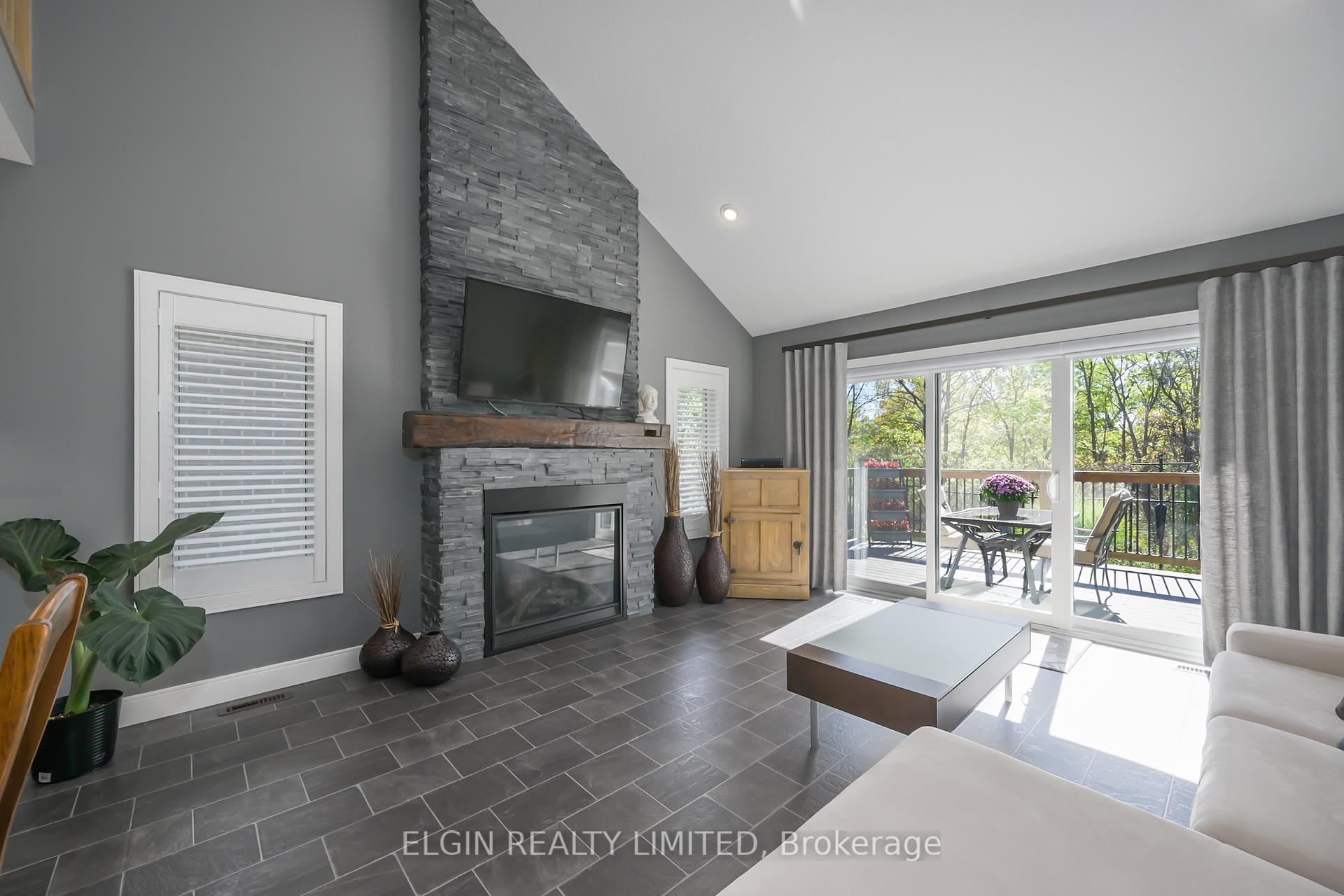 Photo 13 of 8 Deerfield Court, St. Thomas — HOMEH
