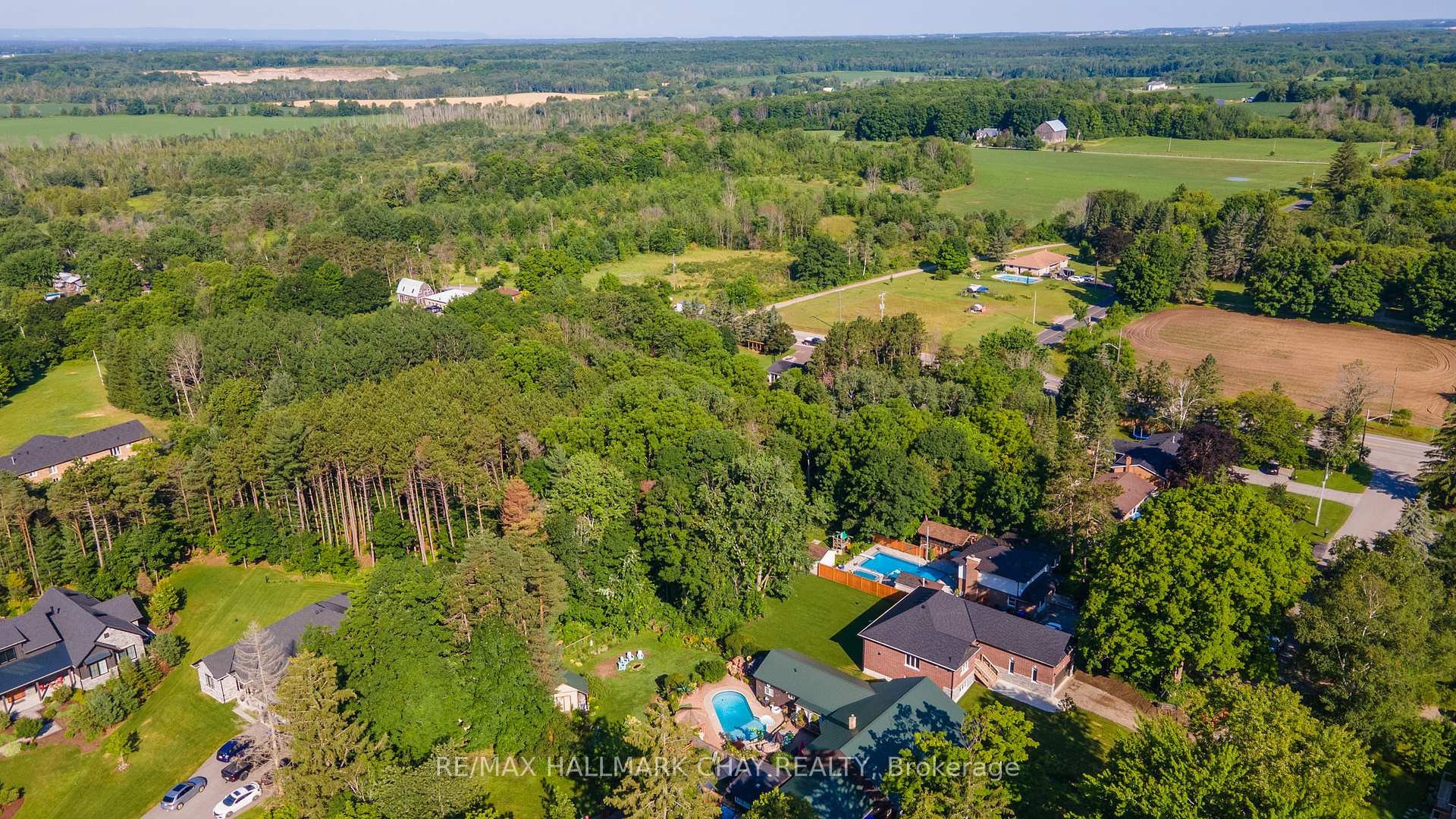 Photo 5 of 8 Alexander Street, Springwater, Anten Mills — HOMEH