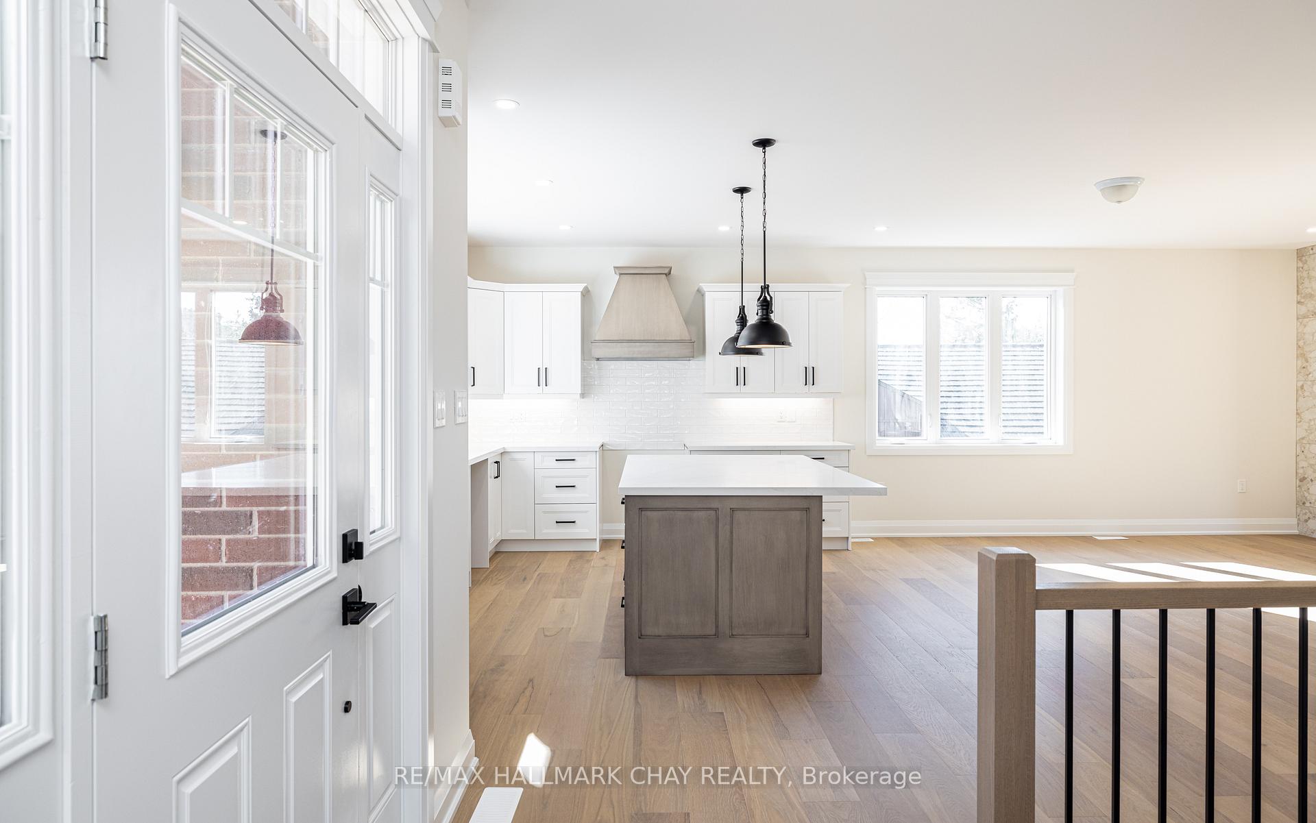 Photo 23 of 8 Alexander Street, Springwater, Anten Mills — HOMEH