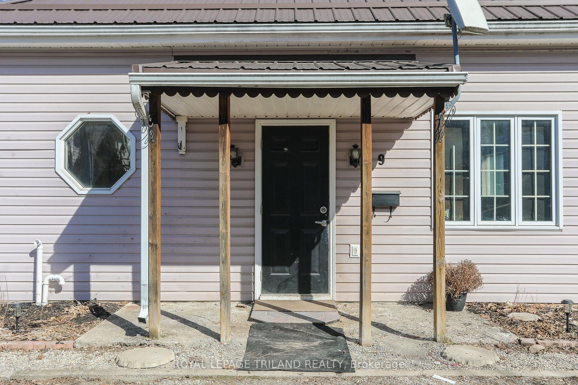 Photo 3 of 9 Cora Street, St. Thomas — HOMEH