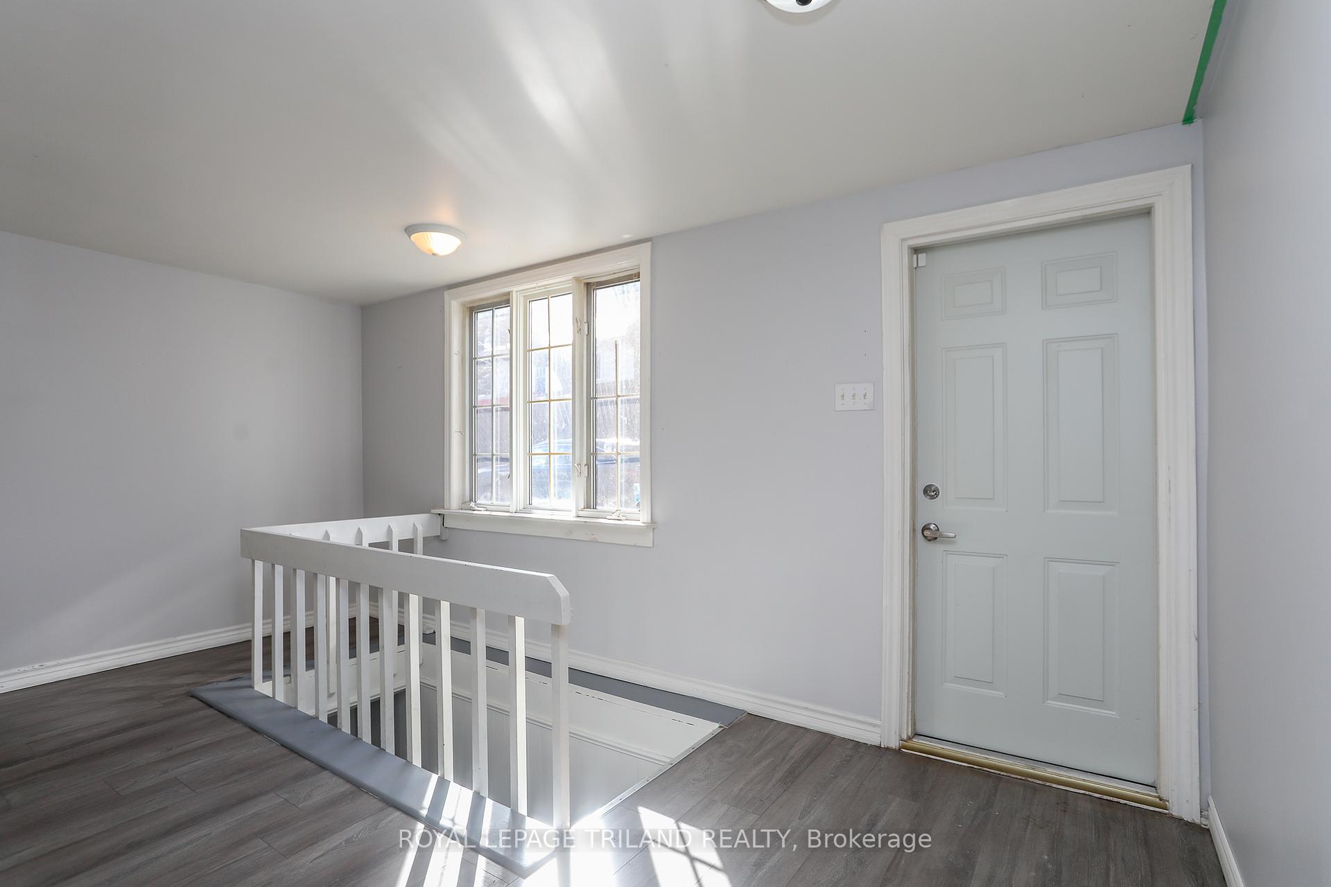 Photo 4 of 9 Cora Street, St. Thomas — HOMEH
