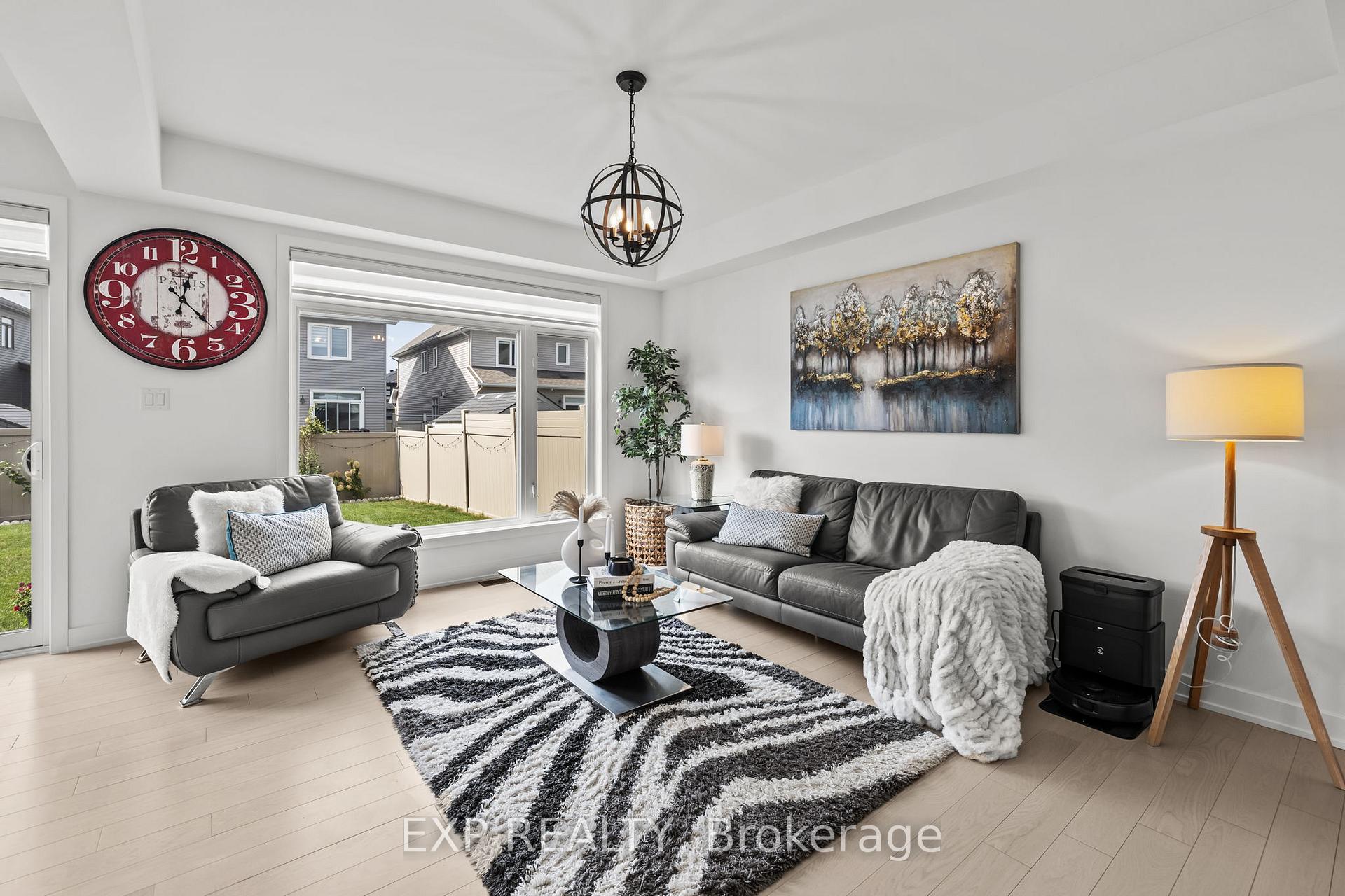 Photo 12 of 50 Angel Heights, Ottawa, Stittsville (South) — HOMEH
