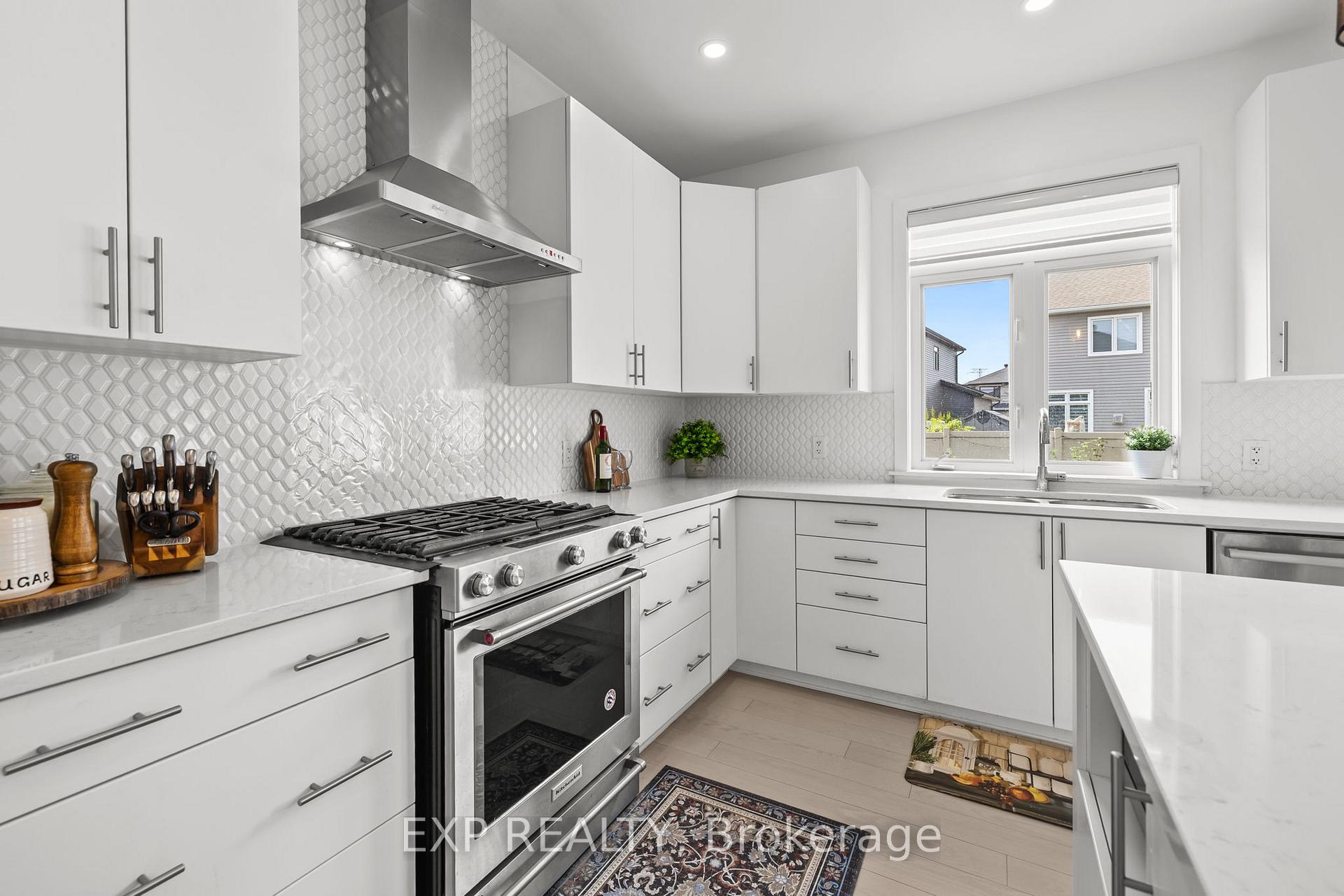 Photo 17 of 50 Angel Heights, Ottawa, Stittsville (South) — HOMEH