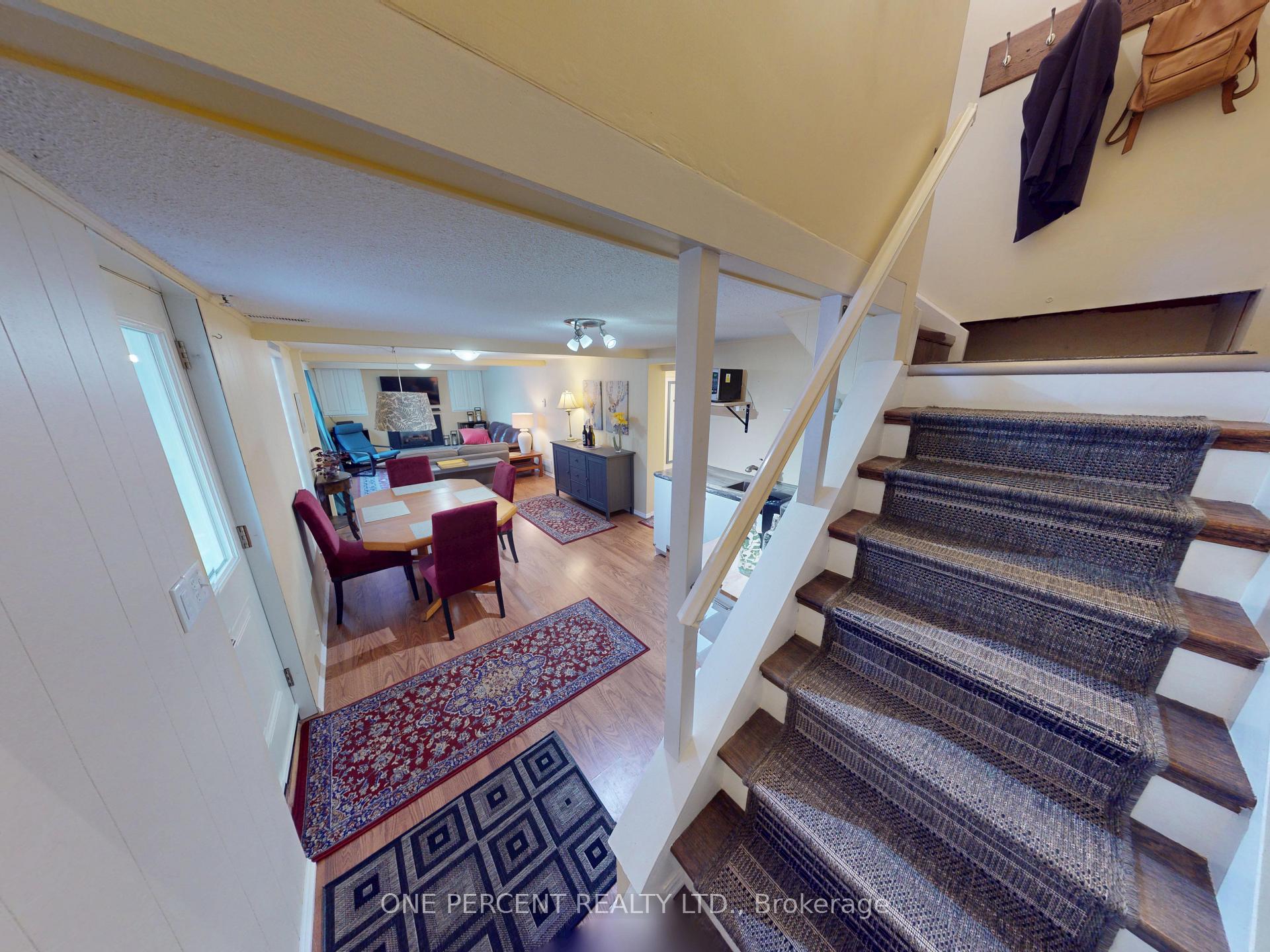 Photo 12 of 38 Strathcona Drive, St. Catharines, Vine/Linwell — HOMEH