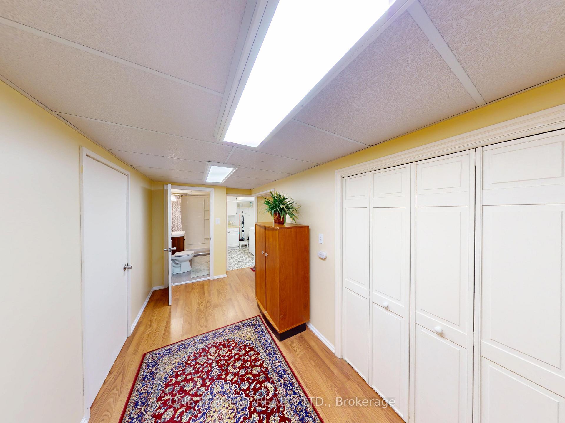 Photo 17 of 38 Strathcona Drive, St. Catharines, Vine/Linwell — HOMEH