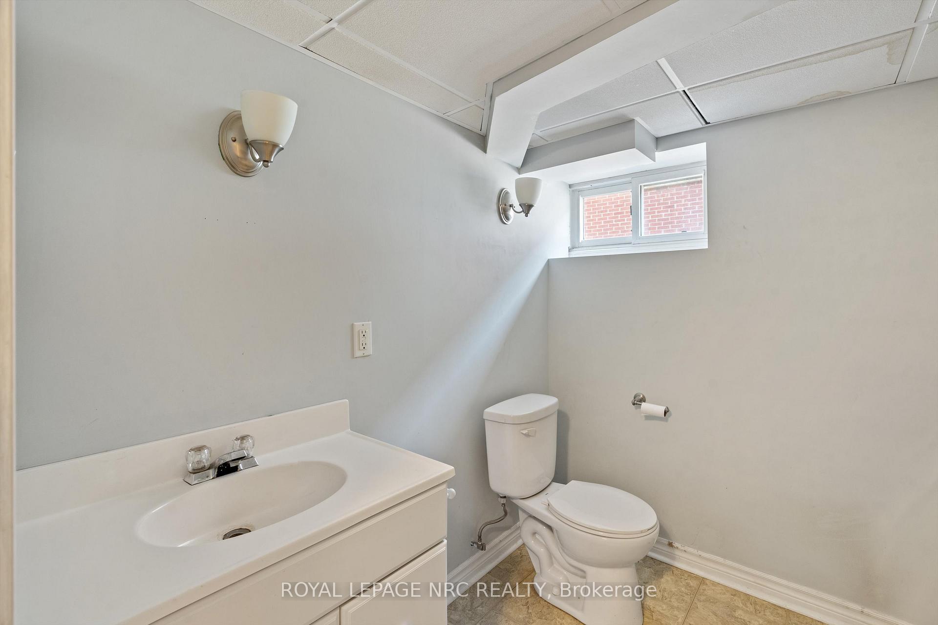 Photo 19 of 19 Seymour Avenue, St. Catharines, Secord Woods — HOMEH