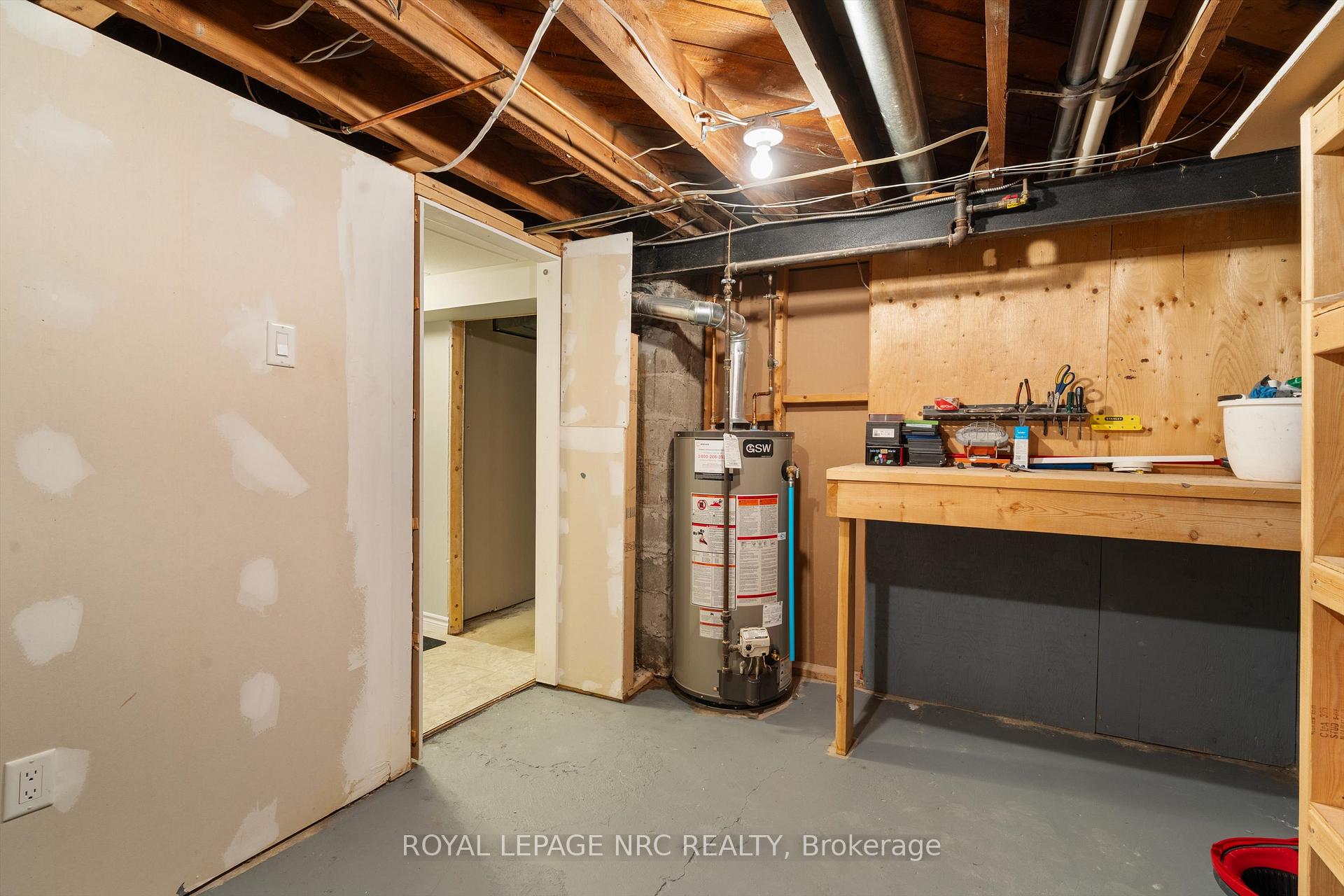 Photo 36 of 19 Seymour Avenue, St. Catharines, Secord Woods — HOMEH