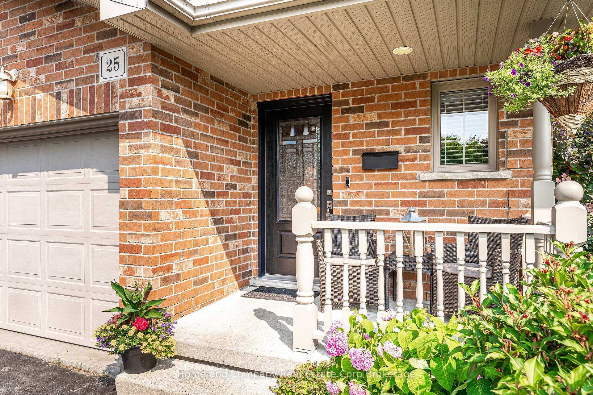 Photo 3 of 25 Hyde Road, Stratford — HOMEH