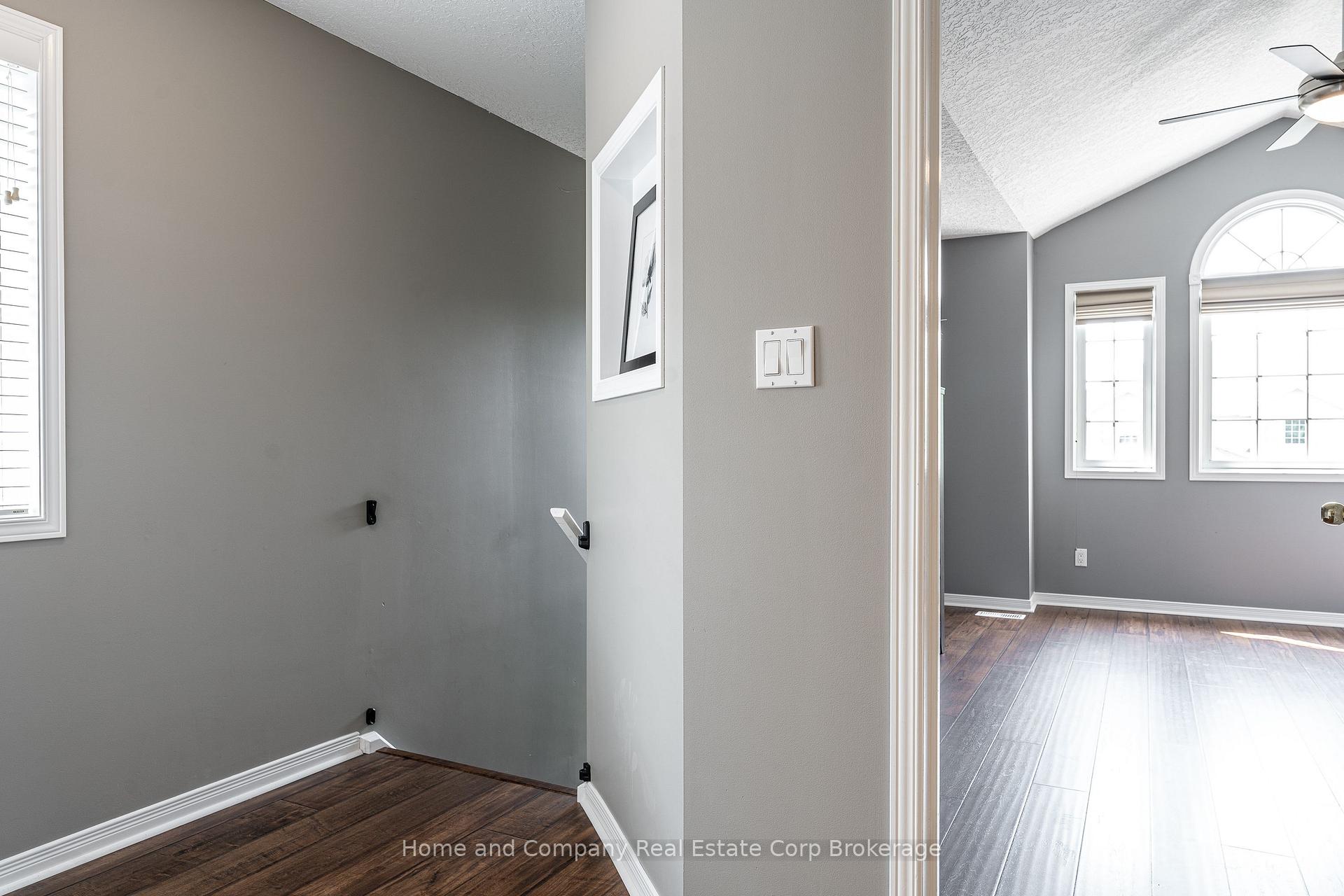 Photo 22 of 25 Hyde Road, Stratford — HOMEH