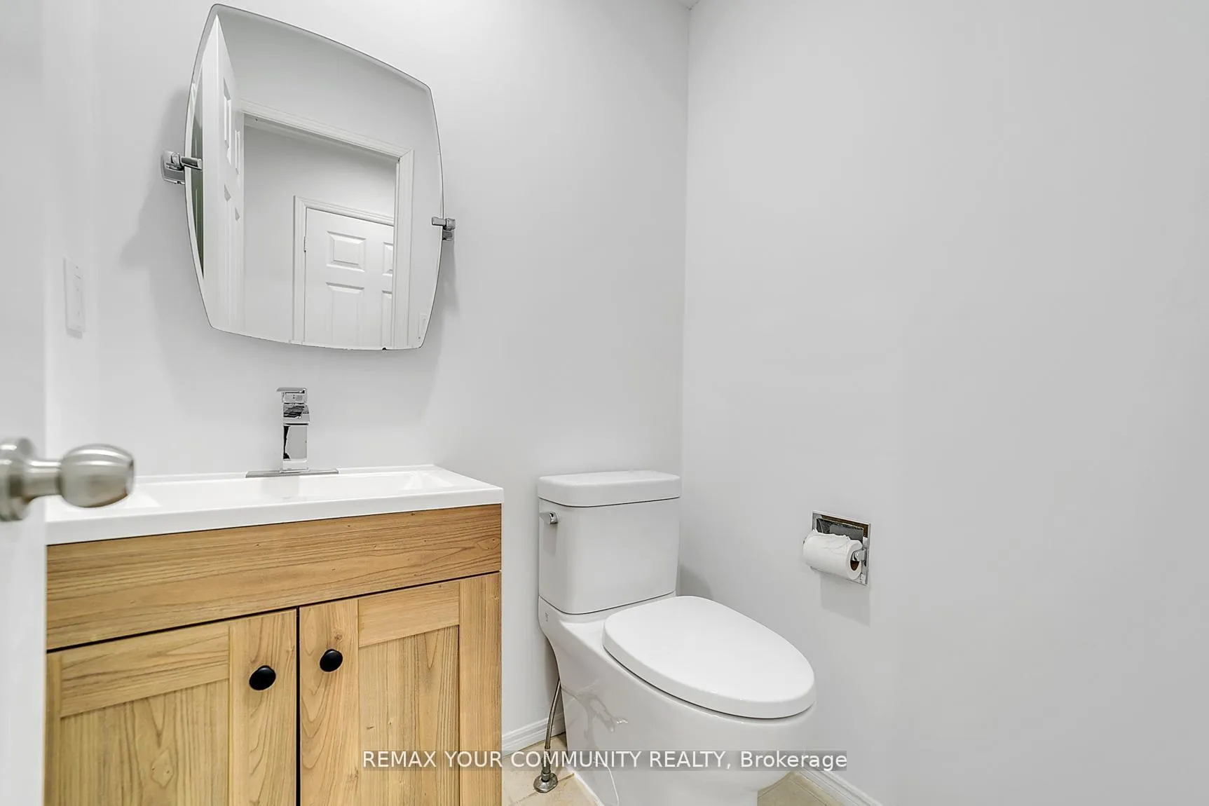Photo 16 of 391 Hickling Trail, Barrie, Grove East — HOMEH