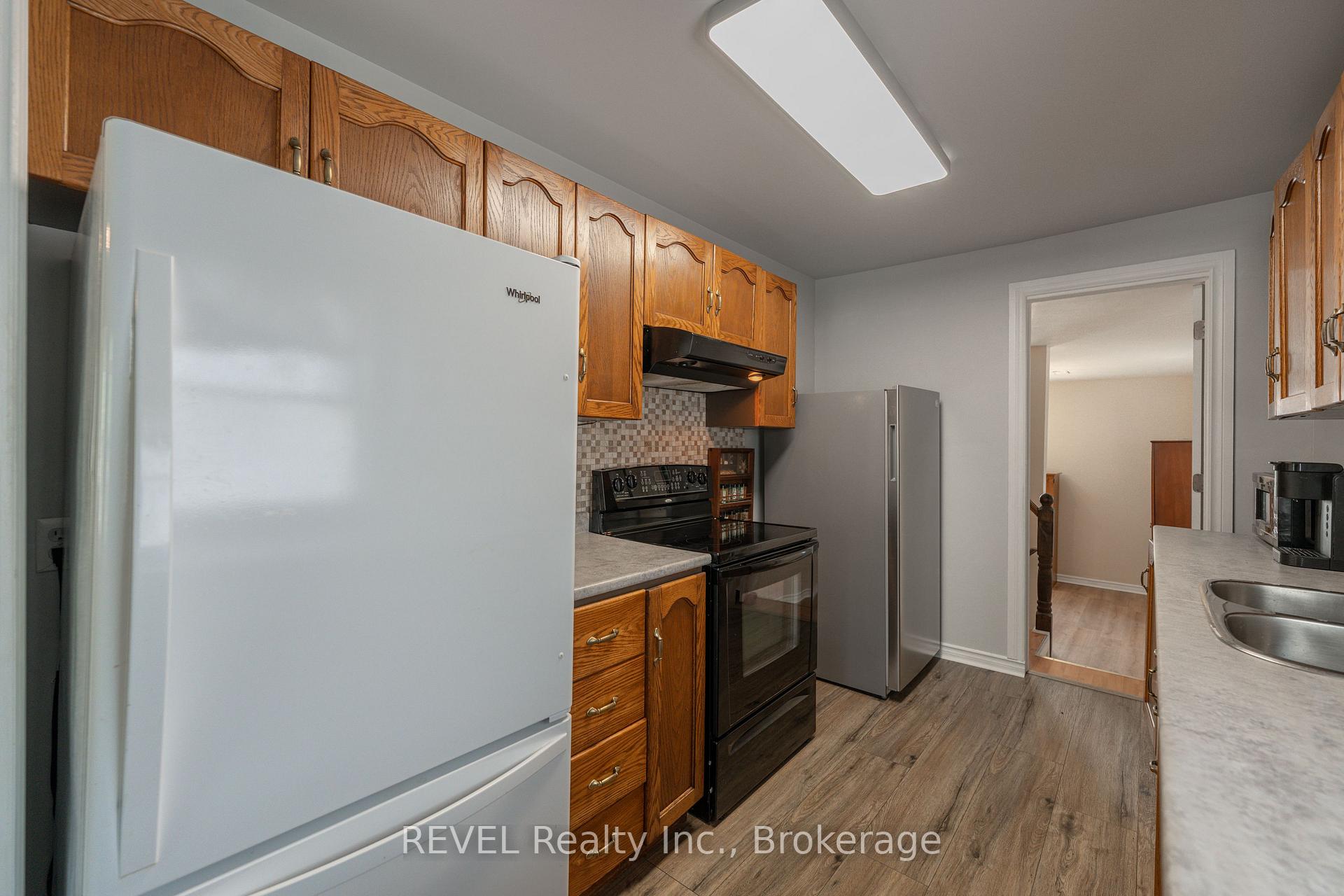 Photo 13 of 12 Hayes Street, St. Catharines, Burleigh Hill — HOMEH