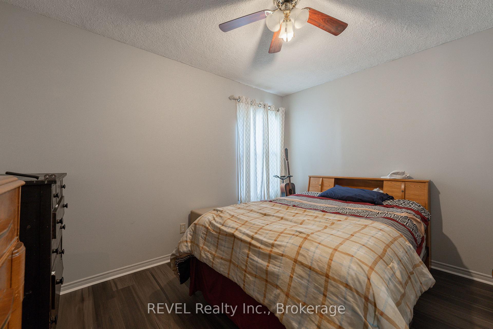 Photo 17 of 12 Hayes Street, St. Catharines, Burleigh Hill — HOMEH
