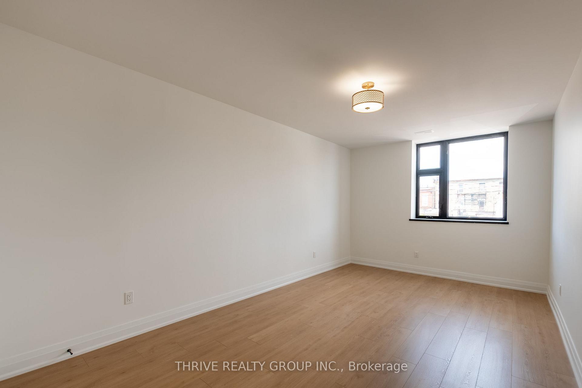 Photo 10 of Unit 1, 16 Hincks Street, St. Thomas — HOMEH