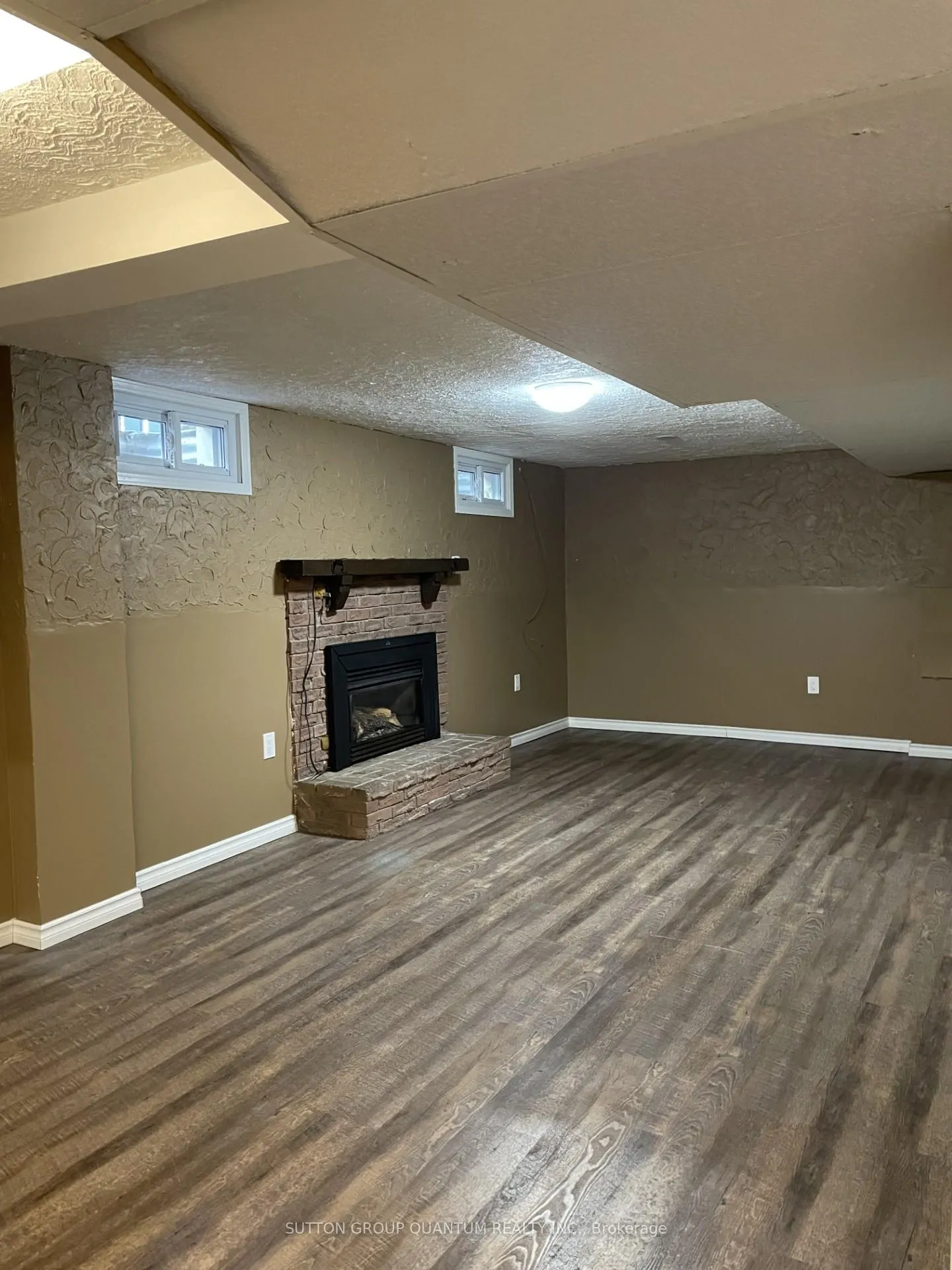 Photo 8 of 61 Tunis Street, St. Catharines, Western Hill — HOMEH