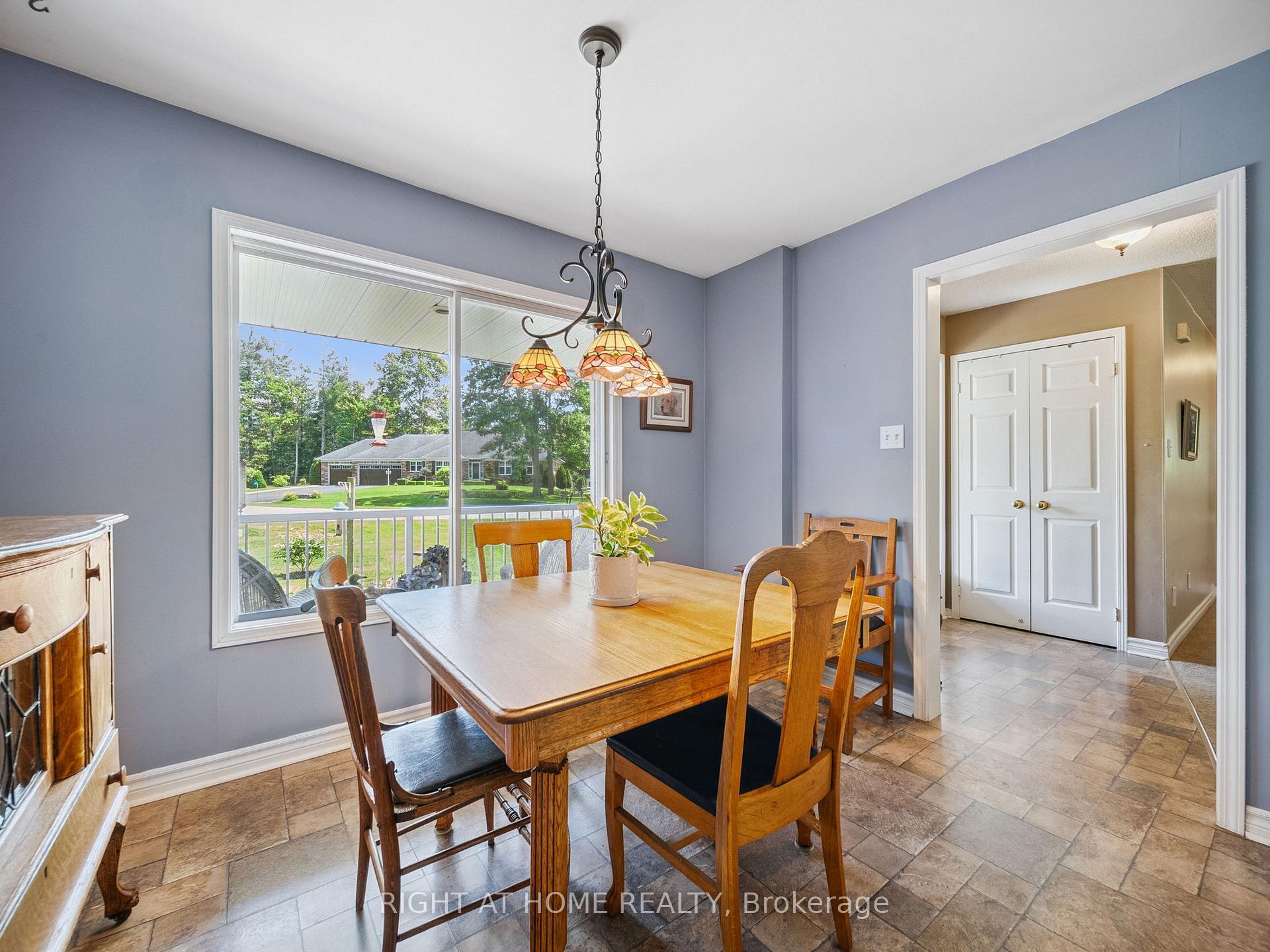 Photo 9 of 6 Wenden Court, Springwater, Midhurst — HOMEH